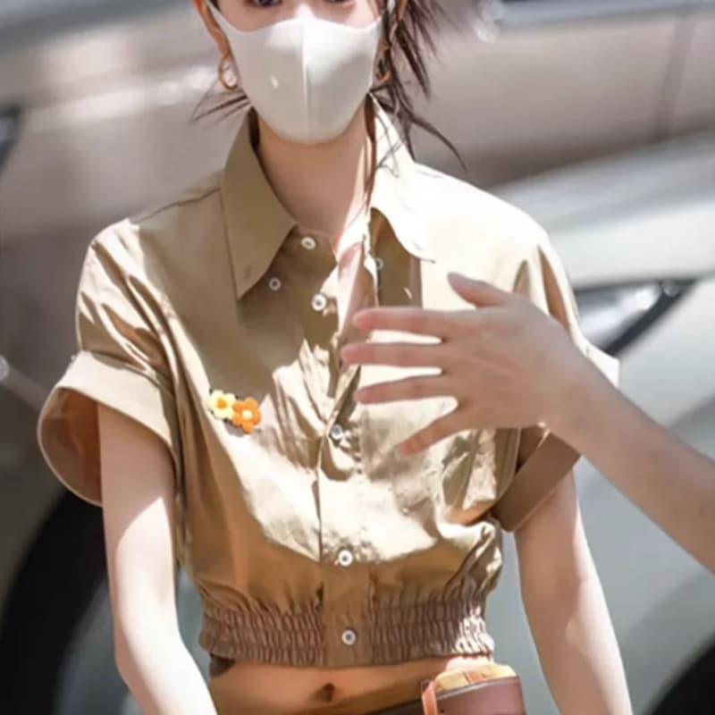 카키 색 폴로 칼라 반팔 워크웨어 여성 셔츠 여름 허리 수축 슬림해 보이는 고급 센스 소금 부서 연령 감소 품격 맨위 상세 이미지 3