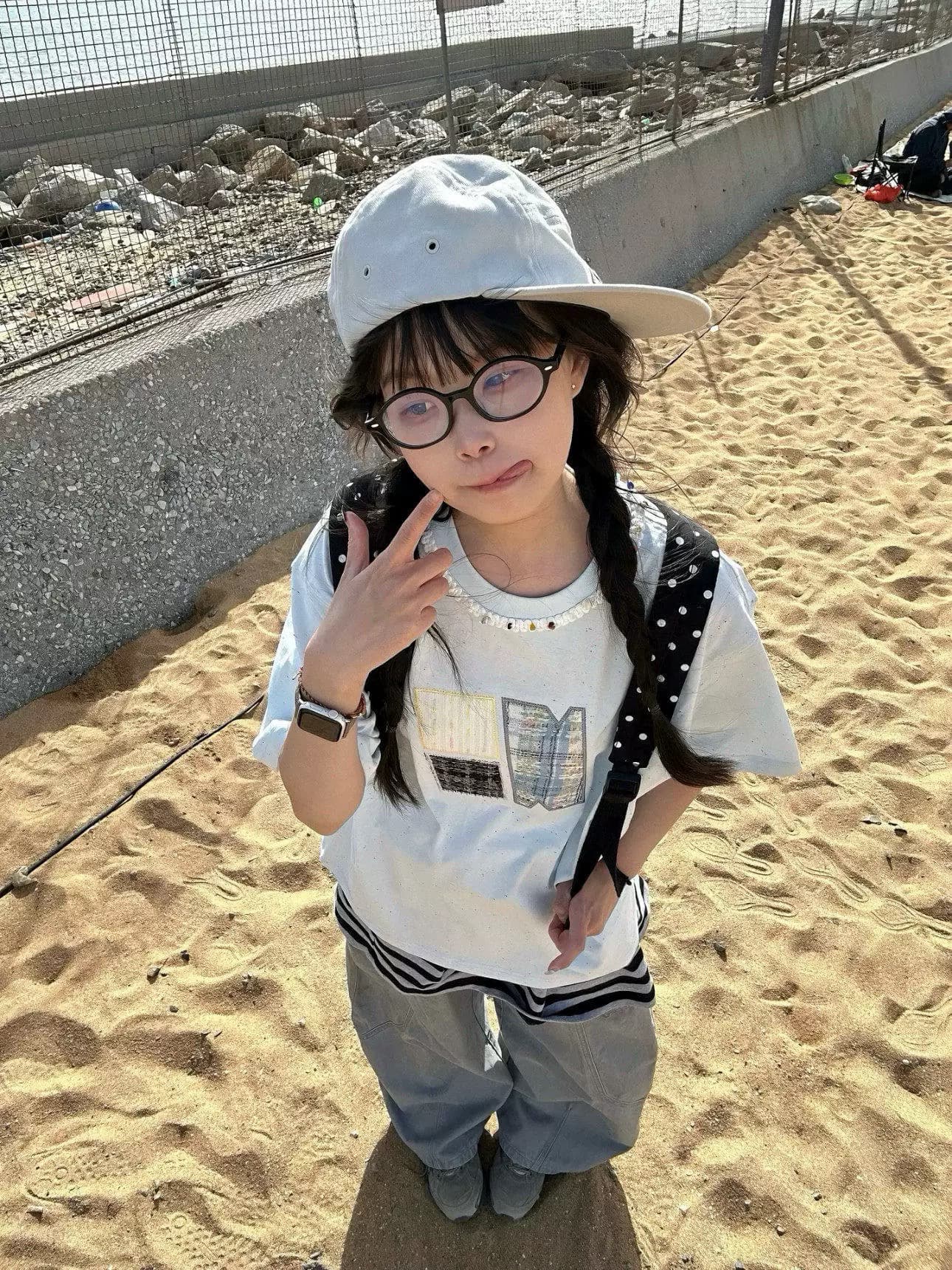 자수 부형제 광저우 무지개 포인트 반팔 티셔츠 상세 이미지 3