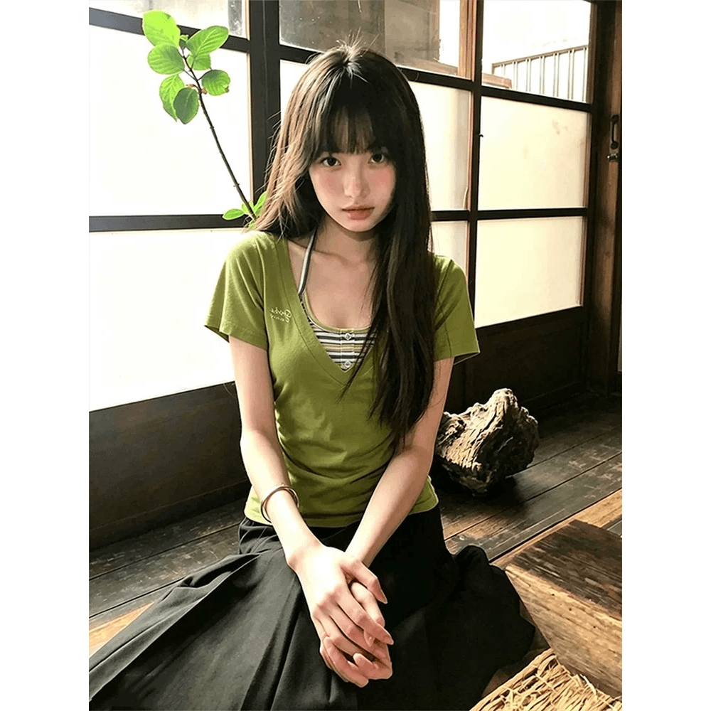 녹색 V넥 반팔 티셔츠 여성 여름 착용 가져 가라. 스트라이프 행침 목 캐미솔 몸매 가꾸기 슬림해 보이는 맨위 투피스 세트 이미지 5