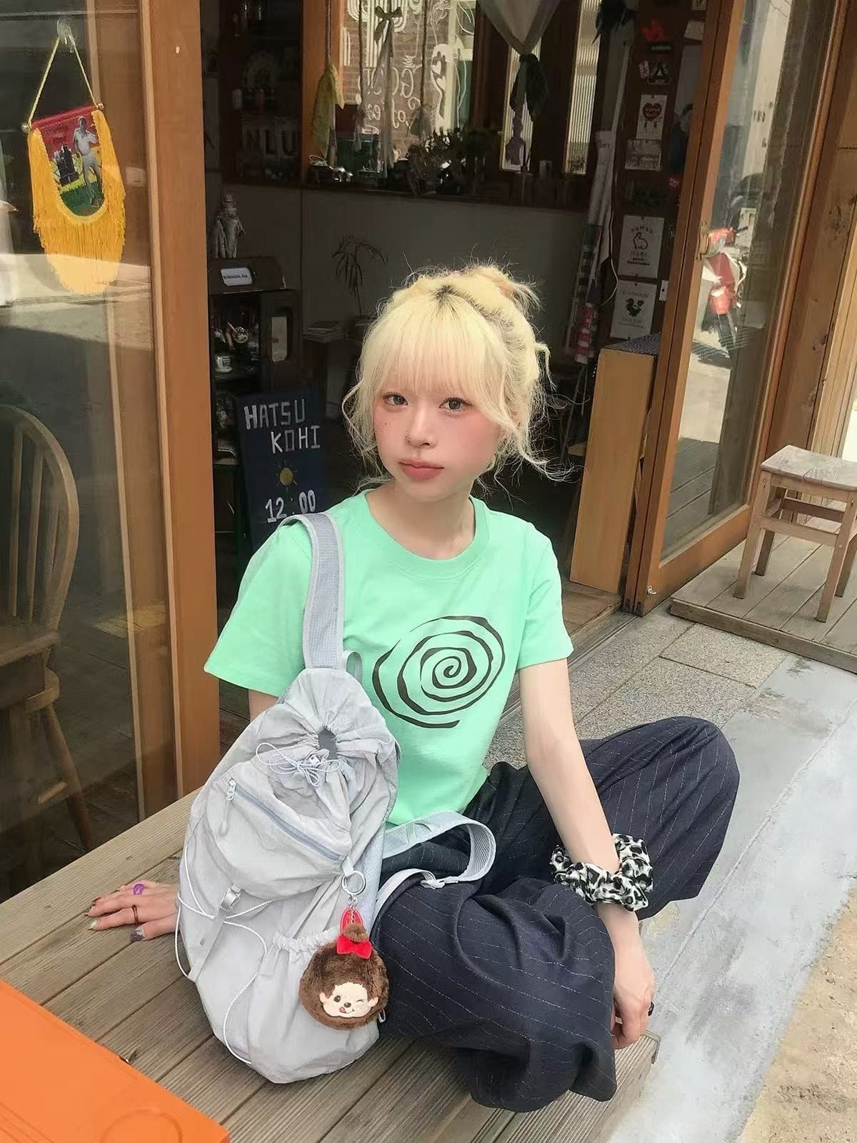아메리칸 레트로 긍정적 인 어깨 라운드 넥 프린트 반팔 티셔츠 상세 이미지 5