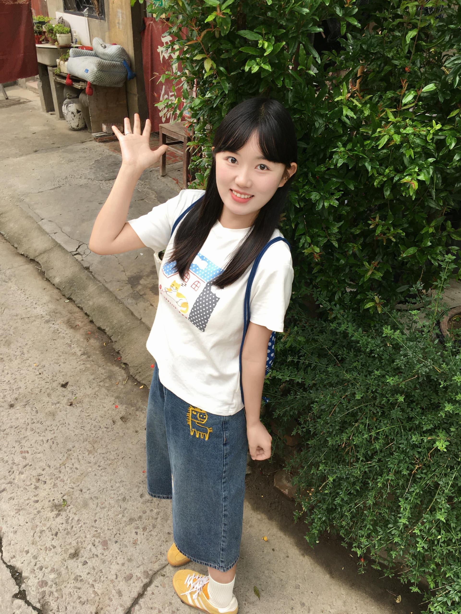 아메리칸 레트로 긍정적 인 어깨 라운드 넥 프린트 반팔 티셔츠 이미지 3