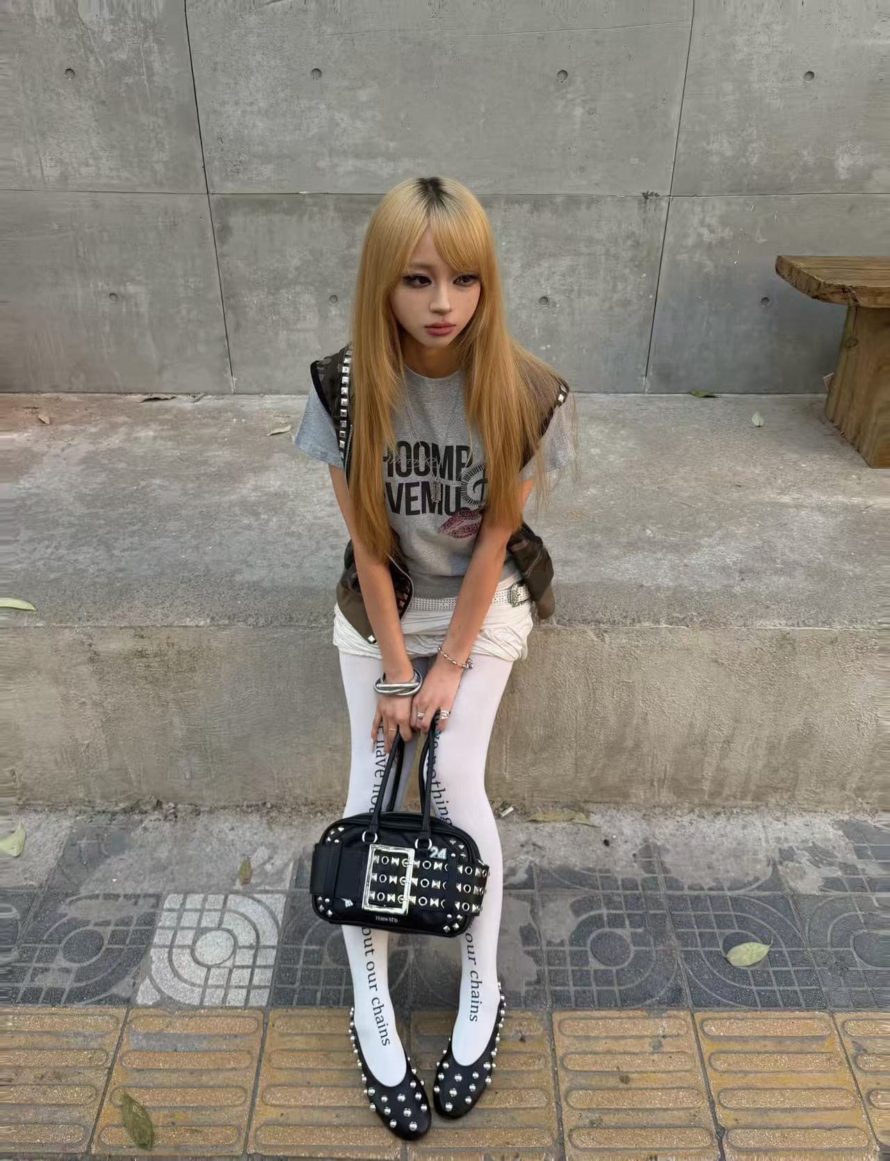 아메리칸 레트로 긍정적 인 어깨 라운드 넥 프린트 반팔 티셔츠 상세 이미지 4