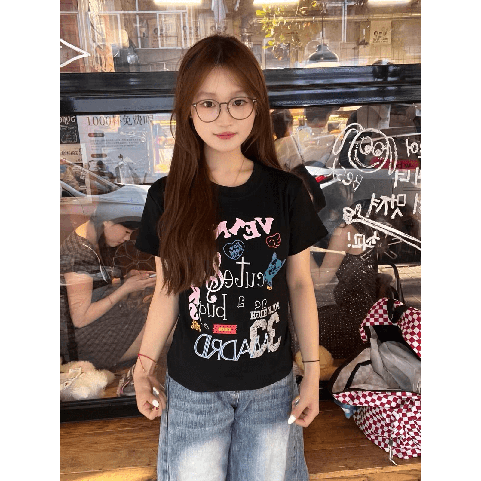 아메리칸 레트로 긍정적 인 어깨 라운드 넥 프린트 반팔 티셔츠 이미지 5