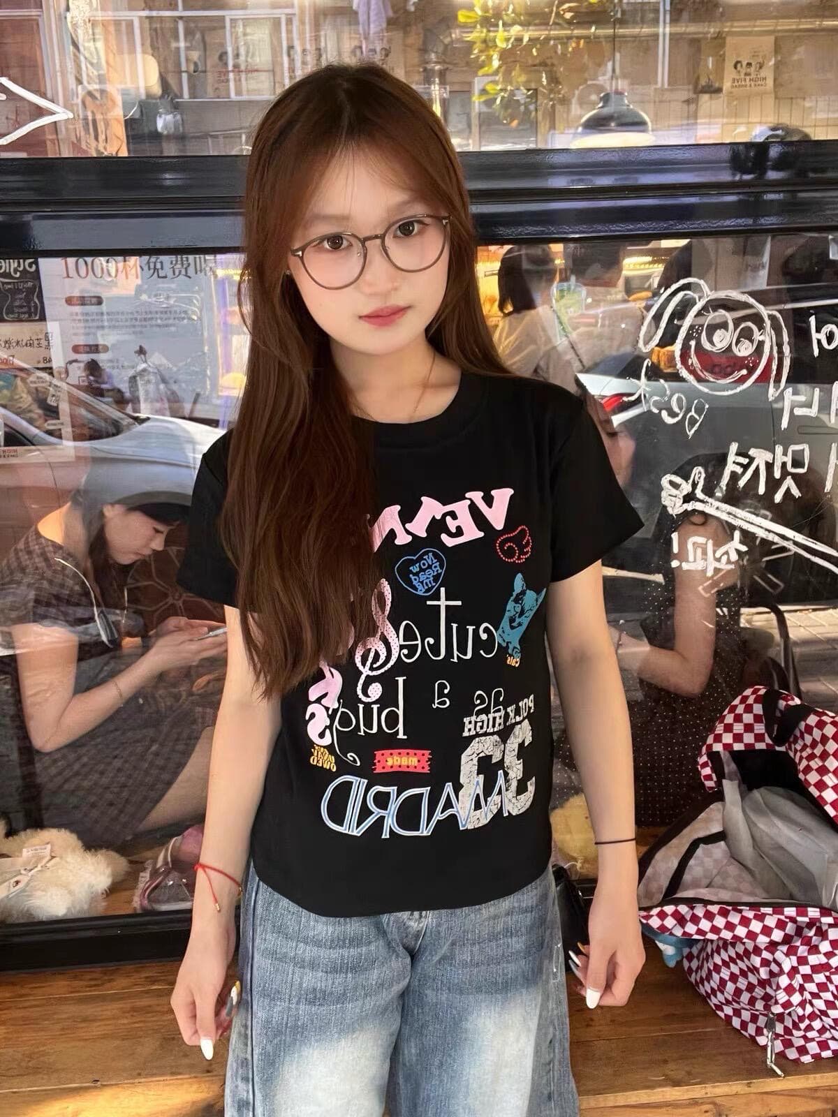 아메리칸 레트로 긍정적 인 어깨 라운드 넥 프린트 반팔 티셔츠 상세 이미지 4