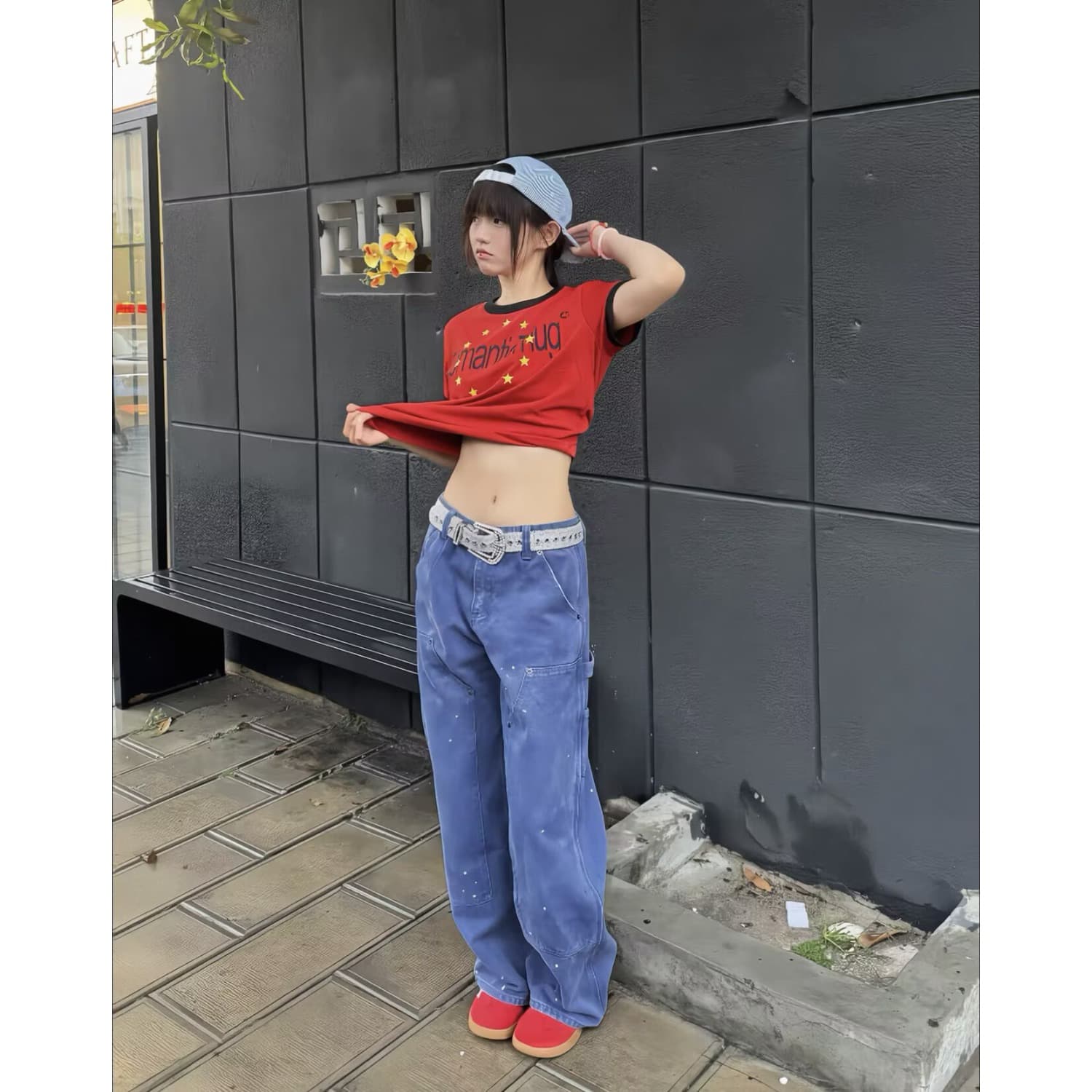 작은 대중 디자인 센스 알파벳 별 프린트 긍정적 인 어깨 반팔 티셔츠 남녀 같은 단락 패치워크 라운드 넥 맨위 상세 이미지 2