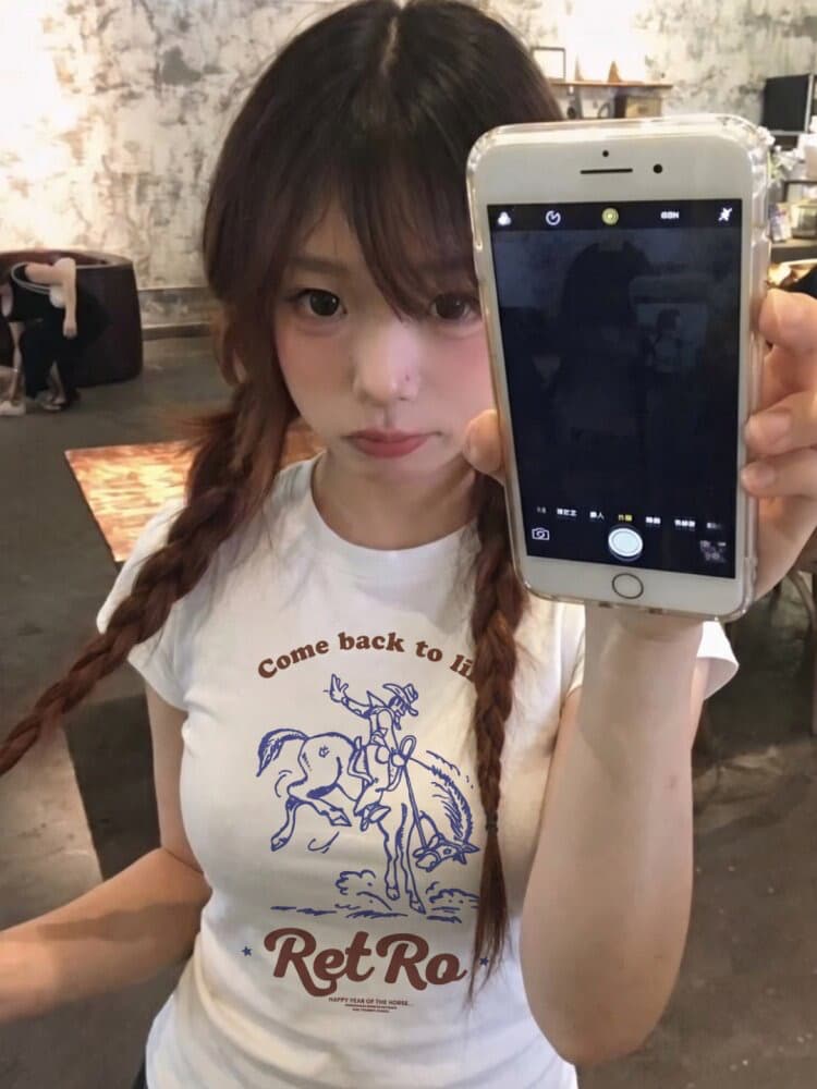 아메리칸 레트로 긍정적 인 어깨 라운드 넥 프린트 반팔 티셔츠 이미지 2