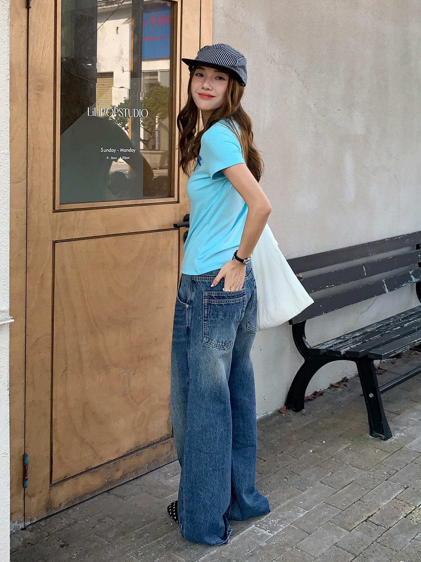 아메리칸 레트로 긍정적 인 어깨 프린트 반팔 티셔츠 여성 2026 여름 거리 다용도 몸매 가꾸기 핫걸 맨위 상세 이미지 2
