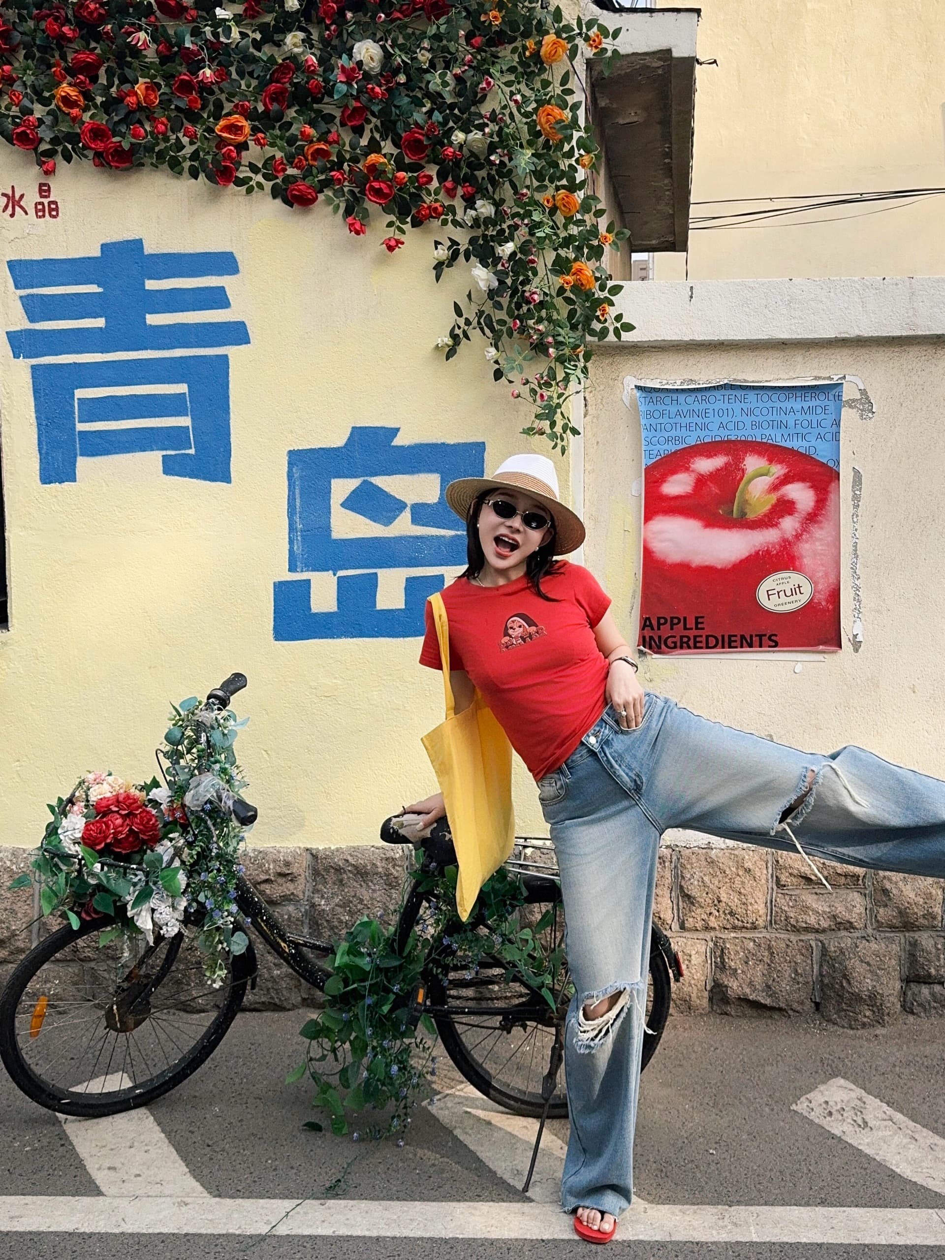 아메리칸 레트로 긍정적 인 어깨 프린트 반팔 티셔츠 여성 2026 여름 거리 다용도 몸매 가꾸기 핫걸 맨위 상세 이미지 4