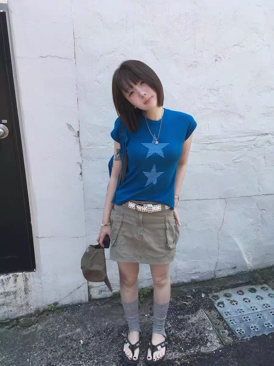 아메리칸 레트로 긍정적 인 어깨 프린트 반팔 티셔츠 여성 2026 여름 거리 다용도 몸매 가꾸기 핫걸 맨위 상세 이미지 1