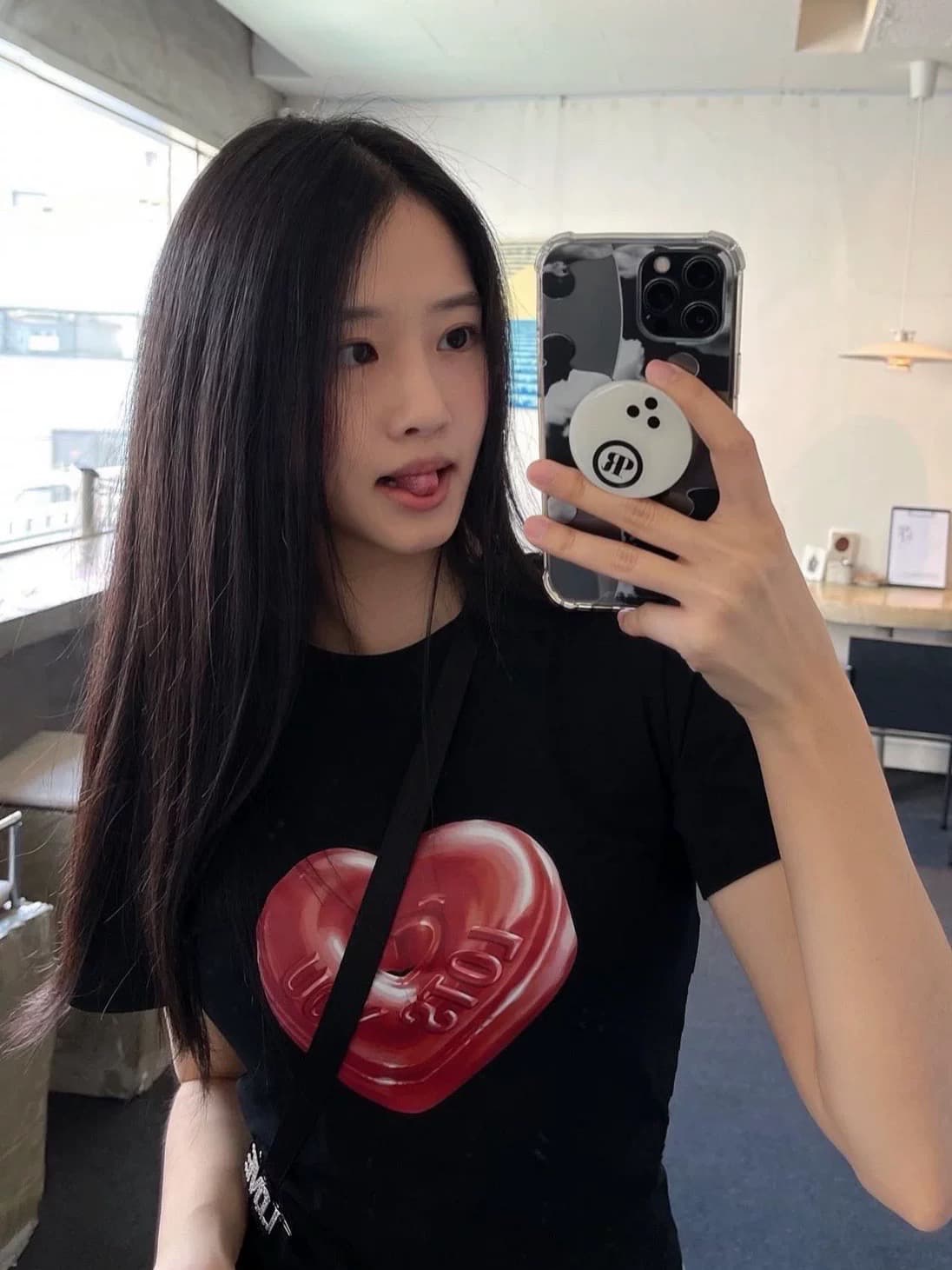 하트 여자 친구 달콤함 여름 검정색 긍정적 인 어깨 다용도 슬림해 보이는 티셔츠 핫걸 싱글 제품 작은 대중 섹션 여름 이미지 4