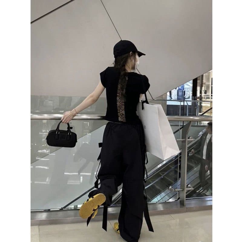 모달 260 순수한 욕망 뒤에 홀로우 아웃 레이스 조각 몸매 가꾸기 슬림해 보이는 반팔 티셔츠 여성 상세 이미지 4
