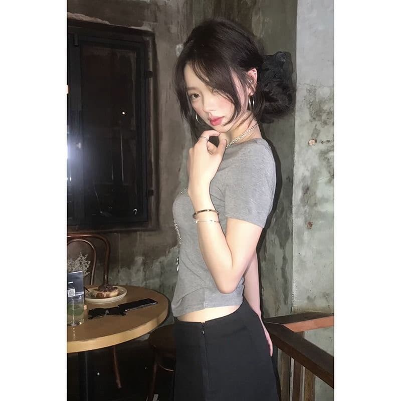 모달 260 순수한 욕망 뒤에 홀로우 아웃 레이스 조각 몸매 가꾸기 슬림해 보이는 반팔 티셔츠 여성 상세 이미지 8