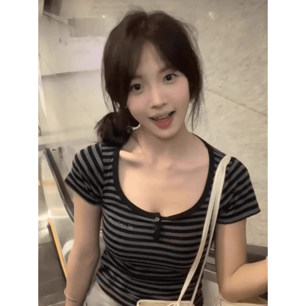 광저우 스트라이프 원단 스트라이프 u 칼라 긍정적 인 어깨 반팔 티셔츠 여성 몸매 가꾸기 쇼트 스타일 맨위 이미지 5
