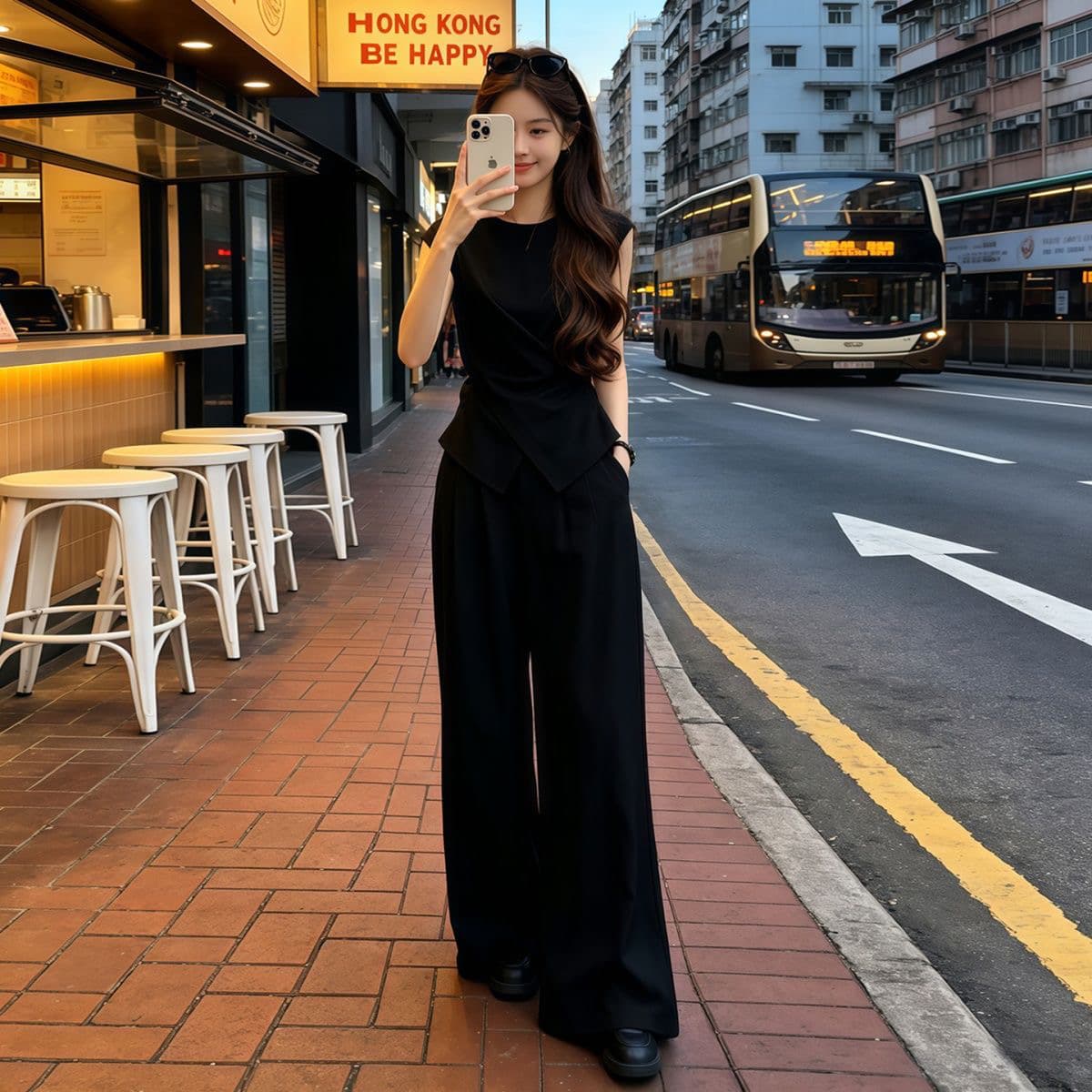 고급 센스 품격 세트 여성 2026 여름 새로운 불규칙 십자가 맨위 와이드 레그 팬츠 투피스 세트 상세 이미지 1