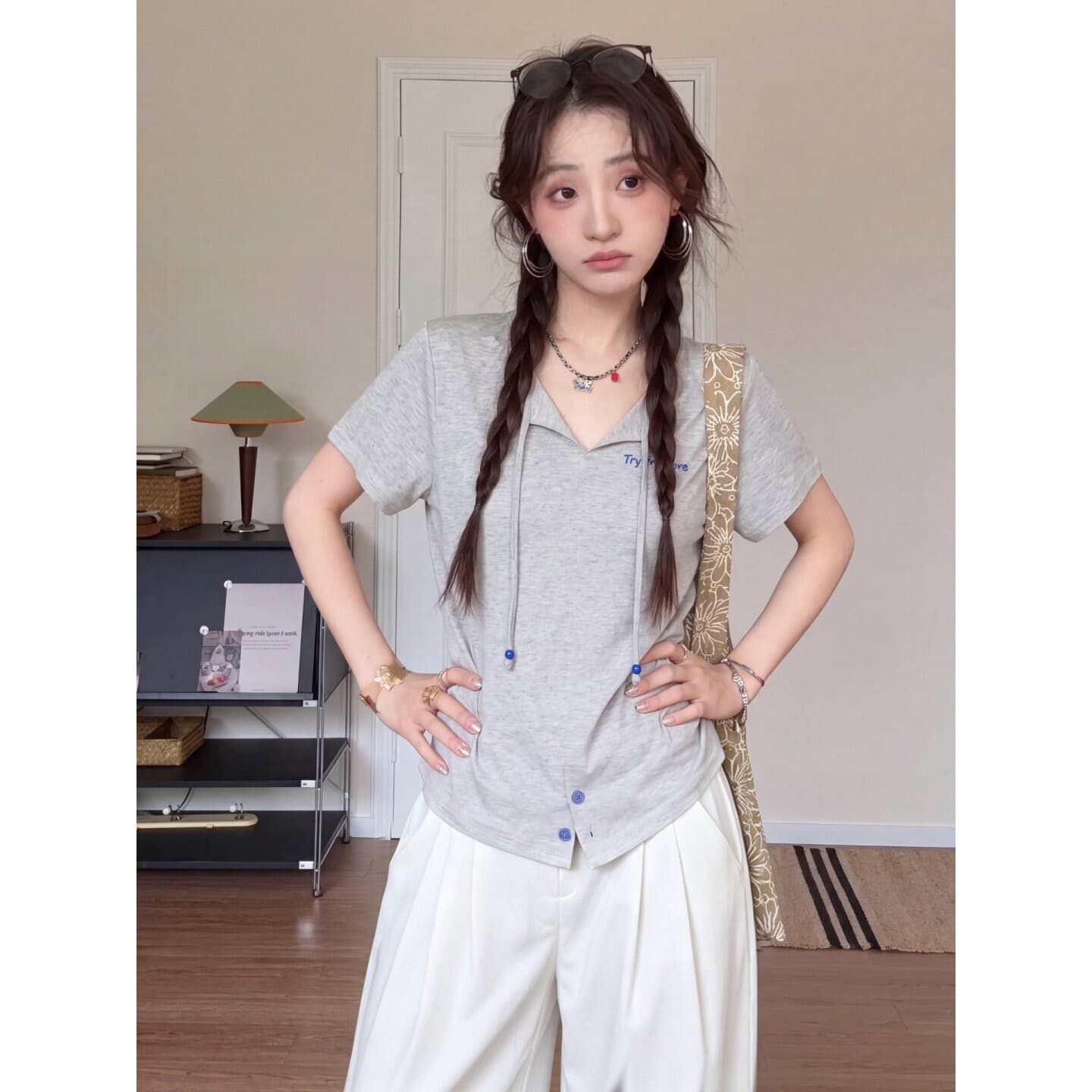 160 그램 아마 색상 포인트 긍정적 인 어깨 티셔츠 일반 몸매 가꾸기 펌프 로프 V넥 반팔 이미지 4