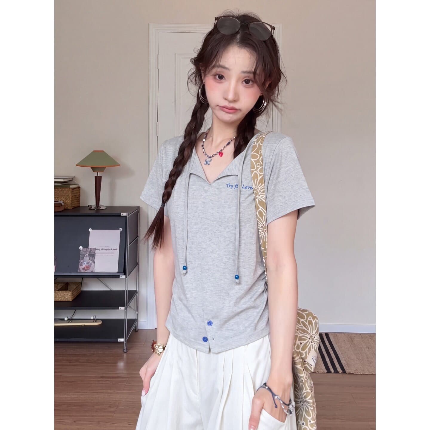 160 그램 아마 색상 포인트 긍정적 인 어깨 티셔츠 일반 몸매 가꾸기 펌프 로프 V넥 반팔 이미지 5