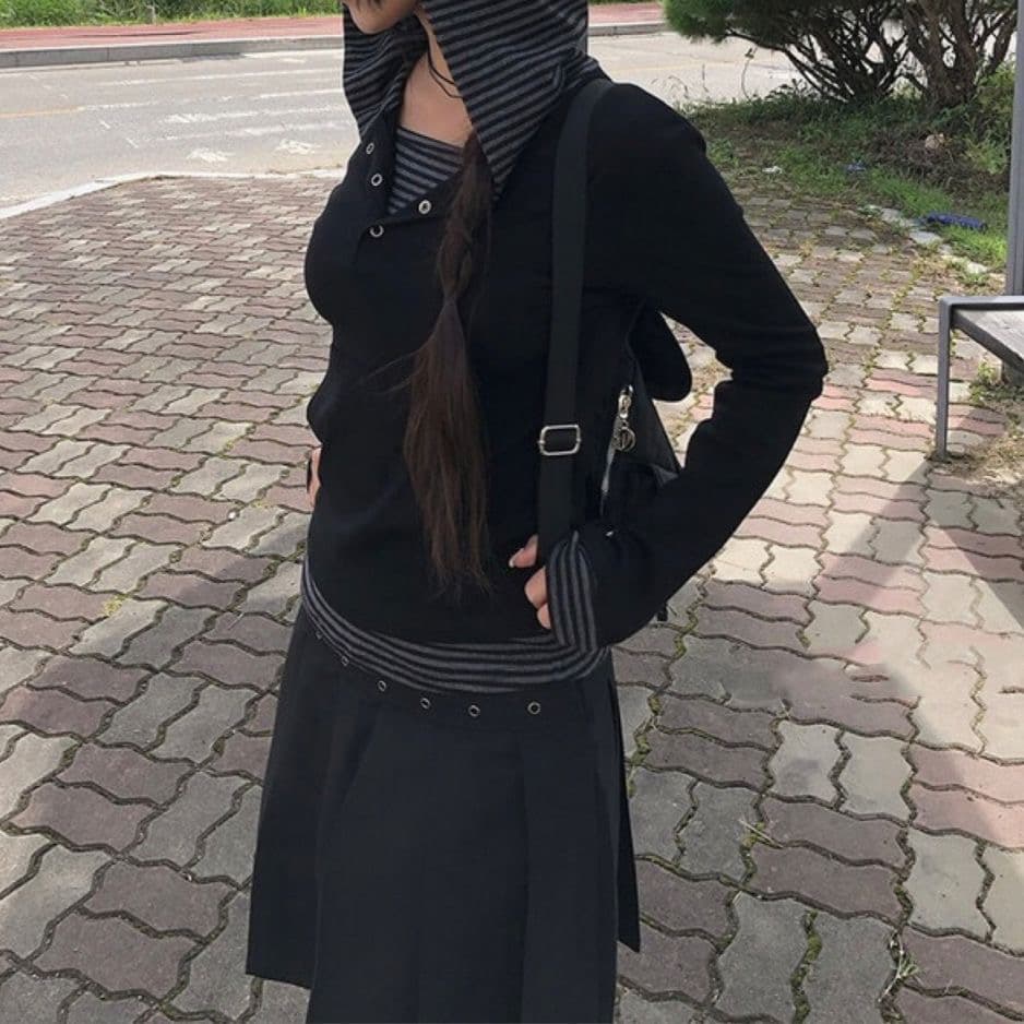 핫걸 ins 허리 수축 슬림해 보이는 검정색 까마귀 스트라이프 패치워크 배색 페이크 레이어드 맨위 여성 봄 가을 패션 트렌디 이미지 4