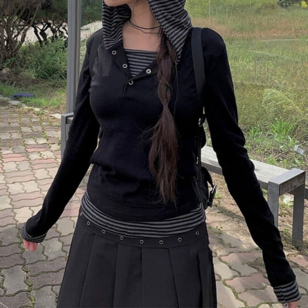 핫걸 ins 허리 수축 슬림해 보이는 검정색 까마귀 스트라이프 패치워크 배색 페이크 레이어드 맨위 여성 봄 가을 패션 트렌디 상세 이미지 3