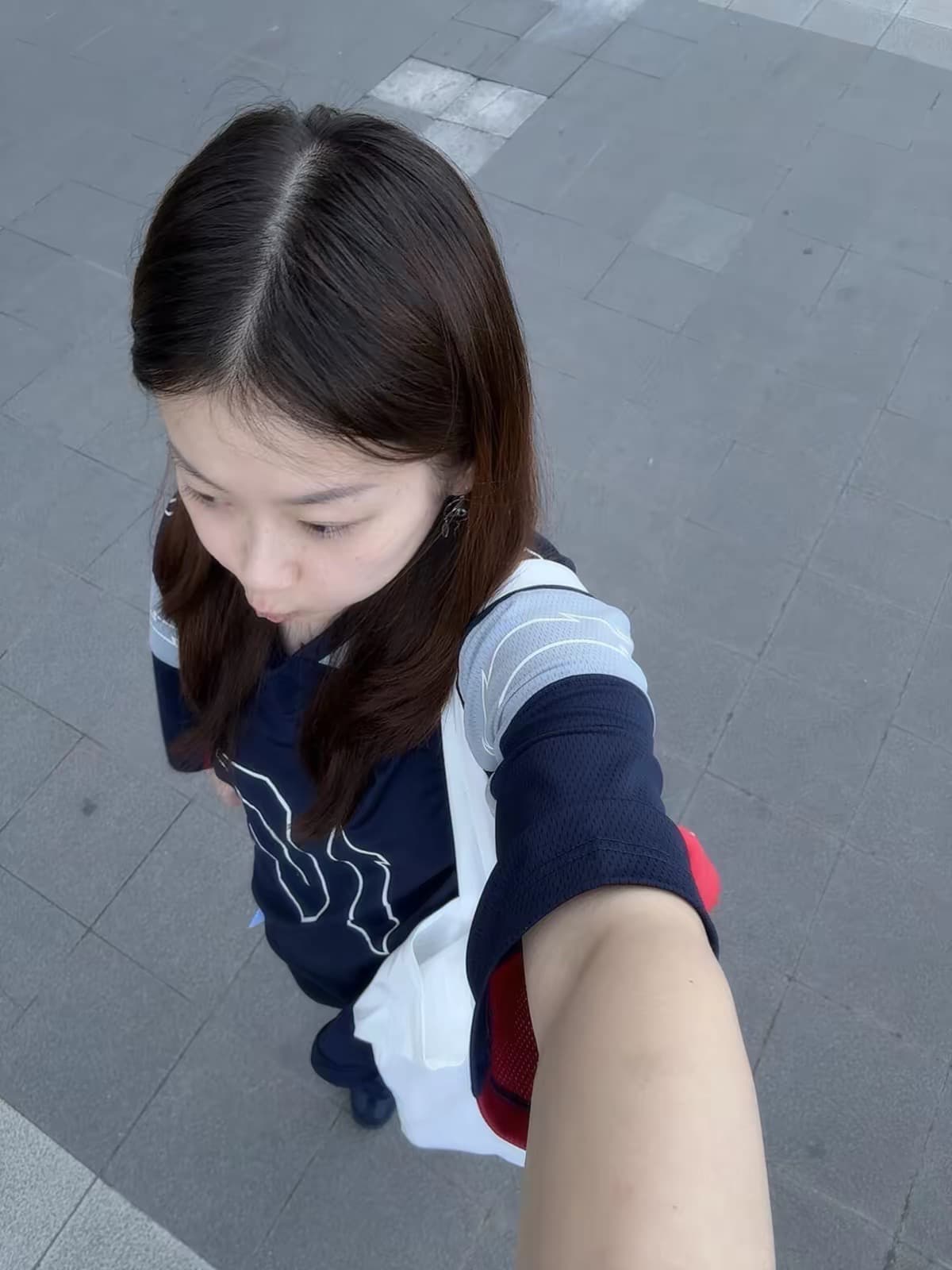 광저우 원단 반팔 티셔츠 여성 이미지 3