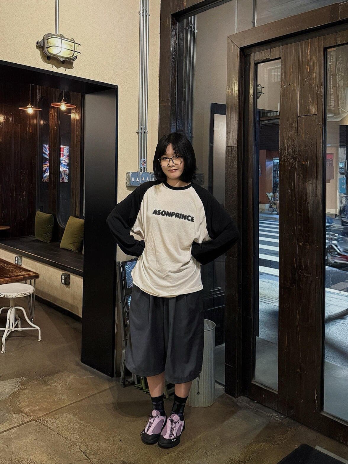 높은 품질 순면 200그램 21 빗질하다 정밀 프린트 가을 패치워크 색상 긴팔 티셔츠 여성 상세 이미지 2
