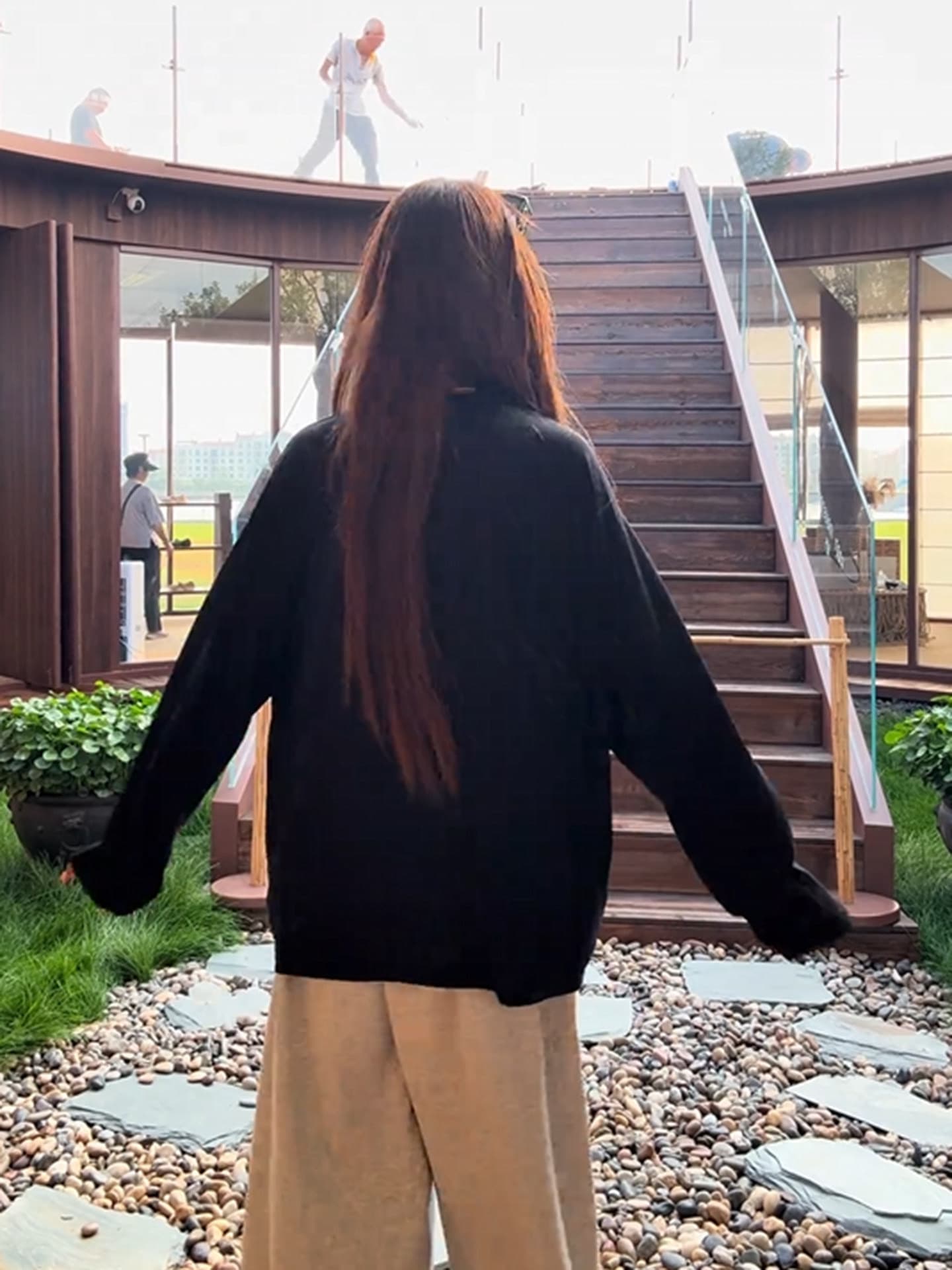 높은 품질 순면 200그램 21 빗질하다 정밀 단색 가을 루즈핏 긴팔 티셔츠 여성 상세 이미지 2