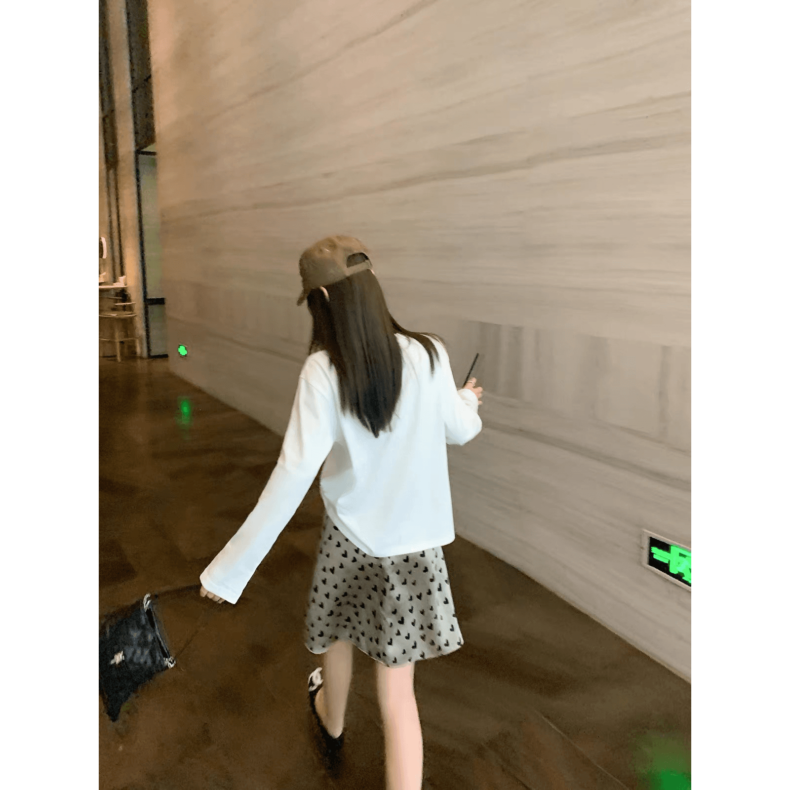 210 그램 21 이후 패키지 칼라 프린트 가을 의상 긴팔 티셔츠 여성 루즈핏 순면 라운드 넥 맨위 이미지 5