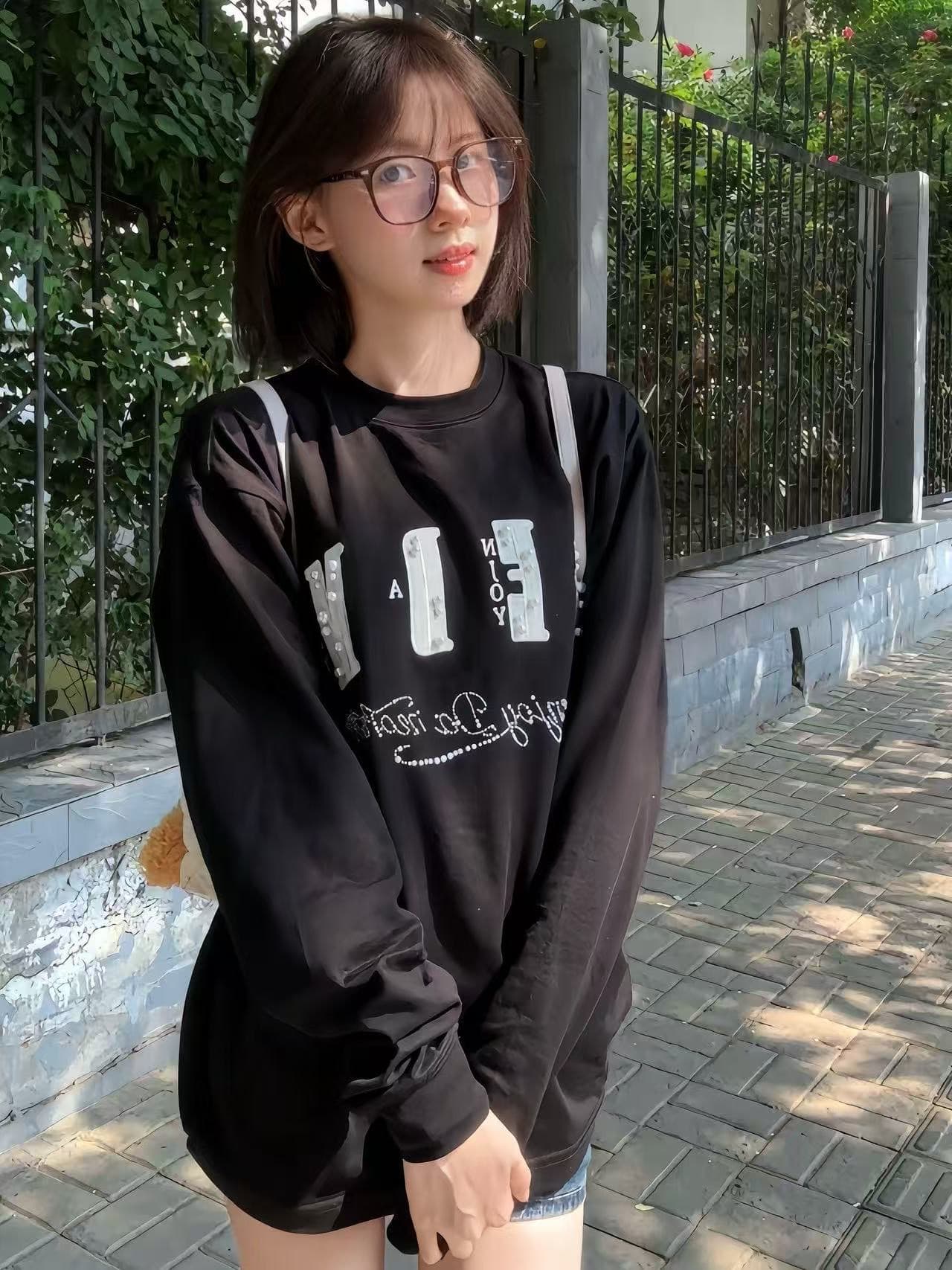 원본 작은 샤넬 스타일 자수 비즈 박기 핫픽스 19 지점 220 그램 순면 긴팔 티셔츠 상세 이미지 4