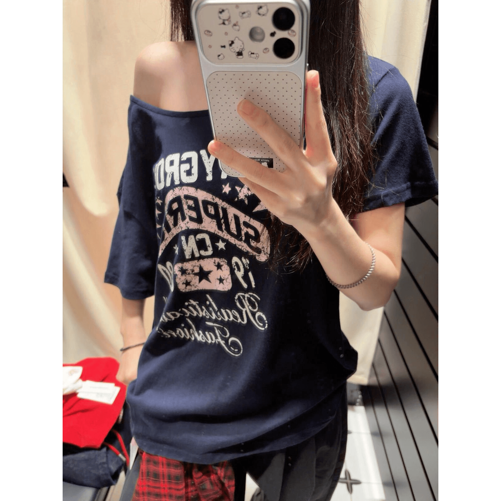 아메리칸 레트로 비스듬한 어깨 반팔 티셔츠 여성 여름 디자인 센스 작은 대중 오프숄더 핫걸 맨위 이미지 5