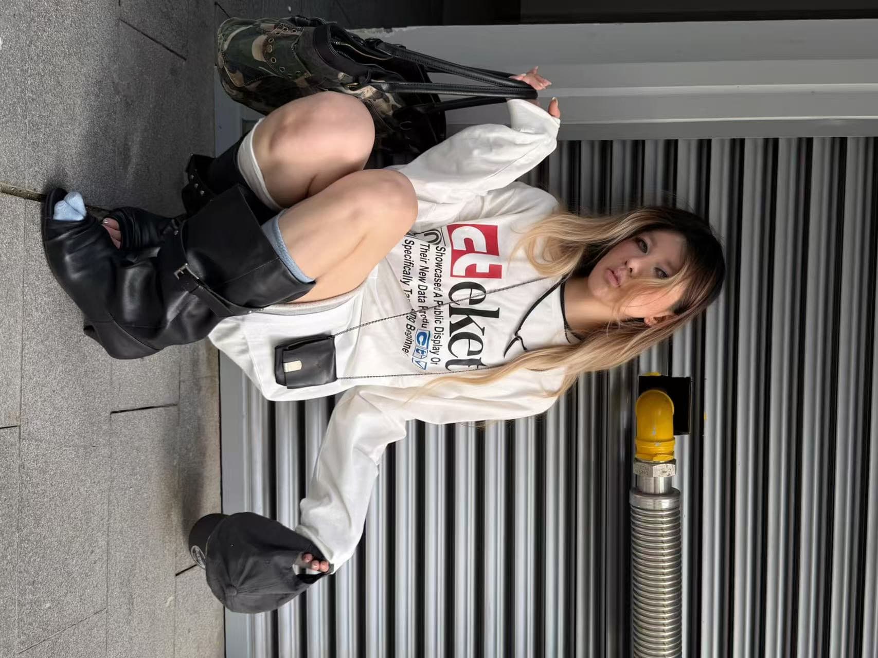 한 부서 순면 라운드 넥 뭉치 구두 긴팔 루즈핏 프린트 티셔츠 이미지 3