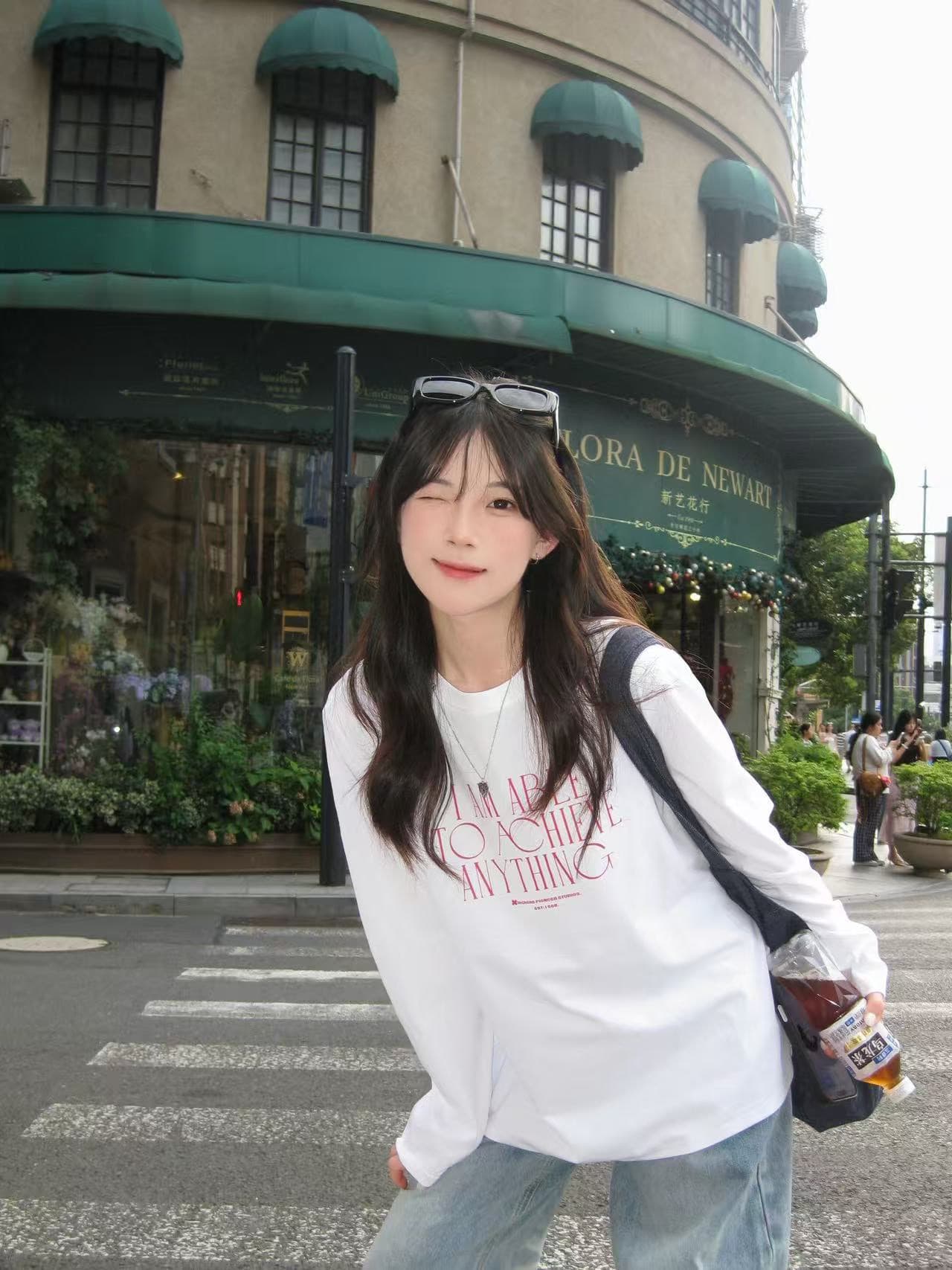 한 부서 순면 이후 패키지 칼라 라운드 넥 긴팔 루즈핏 프린트 티셔츠 상세 이미지 4