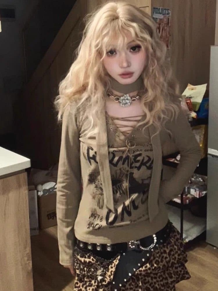 아메리칸 핫걸 레트로 마 오래된 알파벳 프린트 가을 긴팔 V넥 오픈 가디건 티셔츠 디자인 센스 외부 가져 가라. 슬림해 보이는 맨위 이미지 3