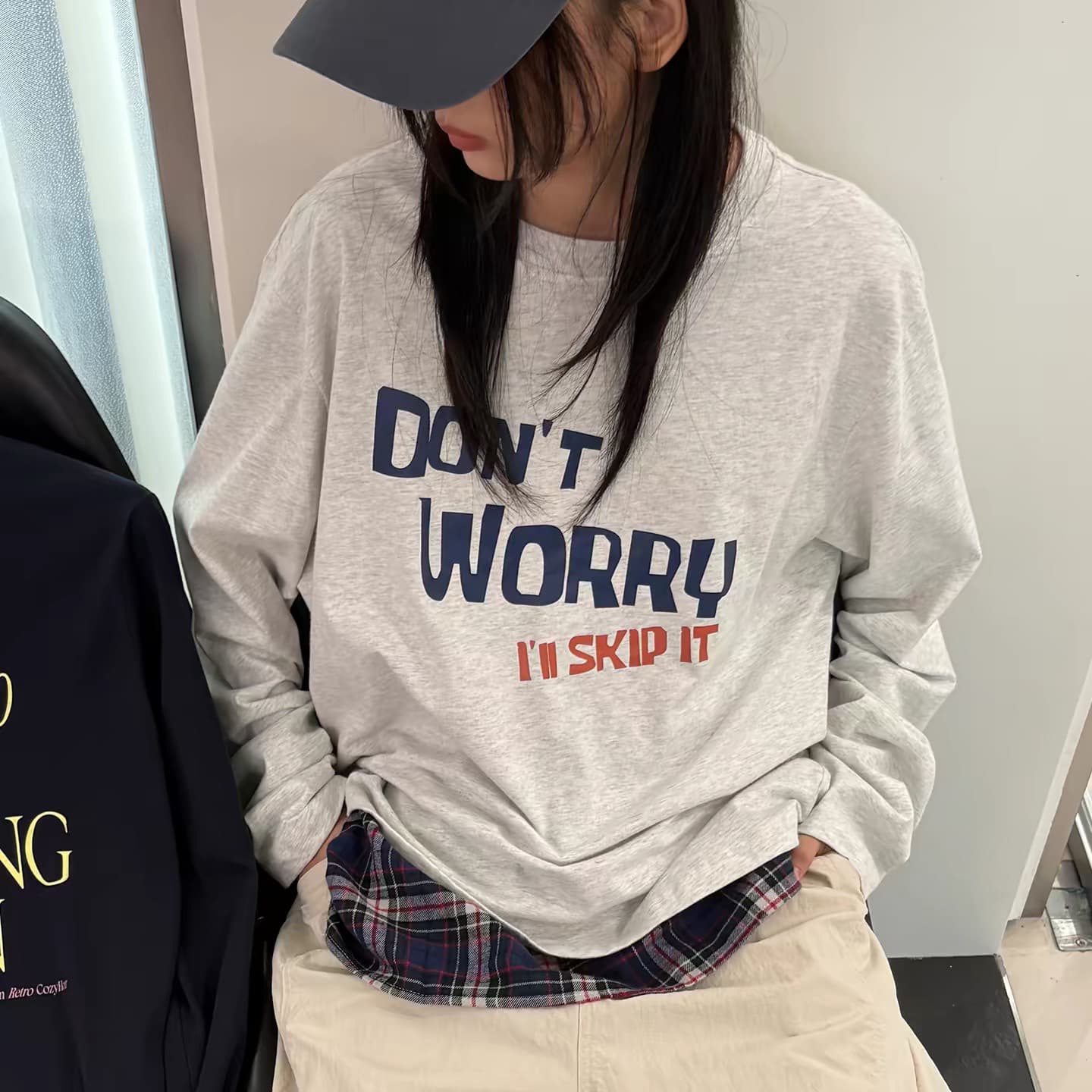 아메리칸 레트로 알파벳 프린트 운동 바람 긴팔 티셔츠 여성 2026 새로운 가을 느긋한 바람 루즈핏 맨위 트렌디 상세 이미지 4