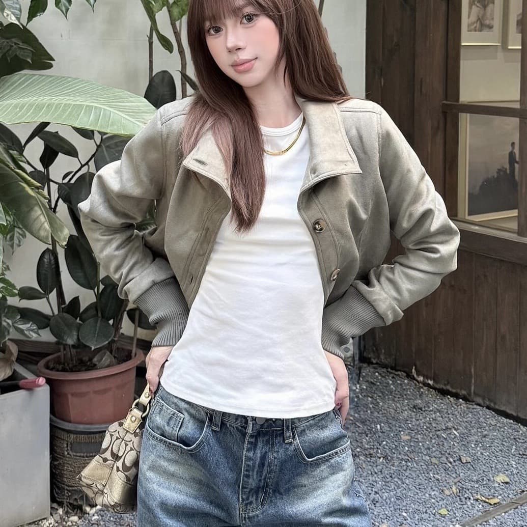 원본 올린 사람 : 에디션 스웨이드 원단 있음 자수 표준 스탠드 칼라 스웨이드 질감 재킷 여성 이미지 4