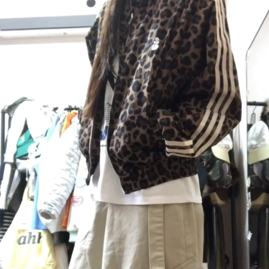 좋은 품질 자수 레오파드 무늬 스탠드 칼라 지퍼 긴팔 야구 유니폼 여성 코트 봄 가을 고급 센스 루즈핏 다용도 상세 이미지 2
