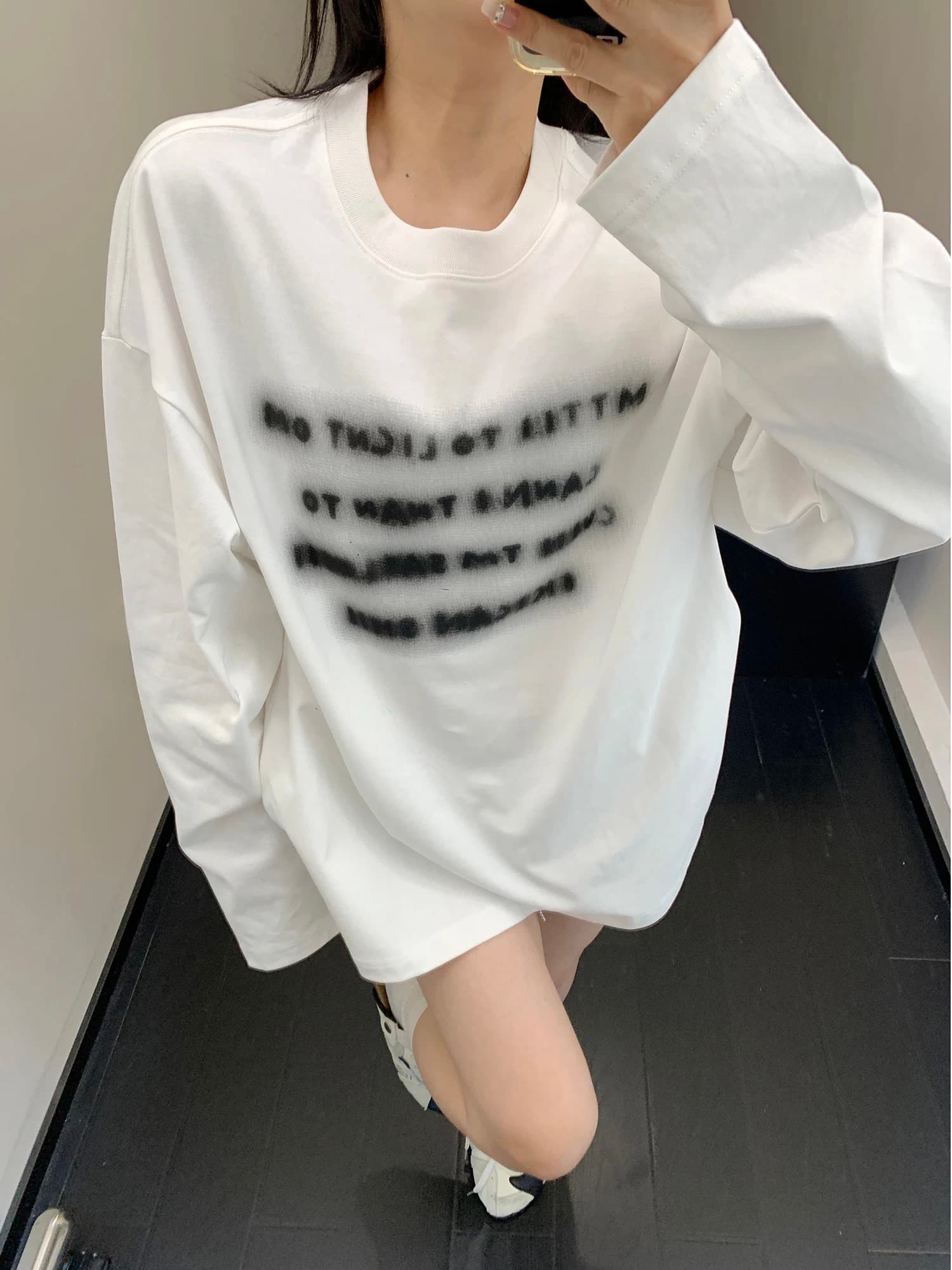 봄 아메리칸 캐주얼 알파벳 프린트 느슨함 센스 느긋한 긴팔 티셔츠 여성 oversize 순면 맨위 이미지 3