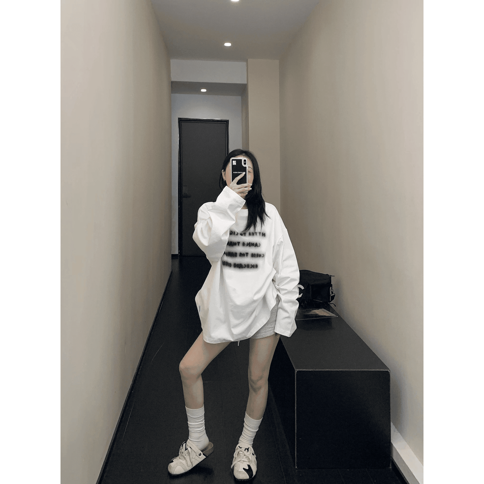 봄 아메리칸 캐주얼 알파벳 프린트 느슨함 센스 느긋한 긴팔 티셔츠 여성 oversize 순면 맨위 이미지 5