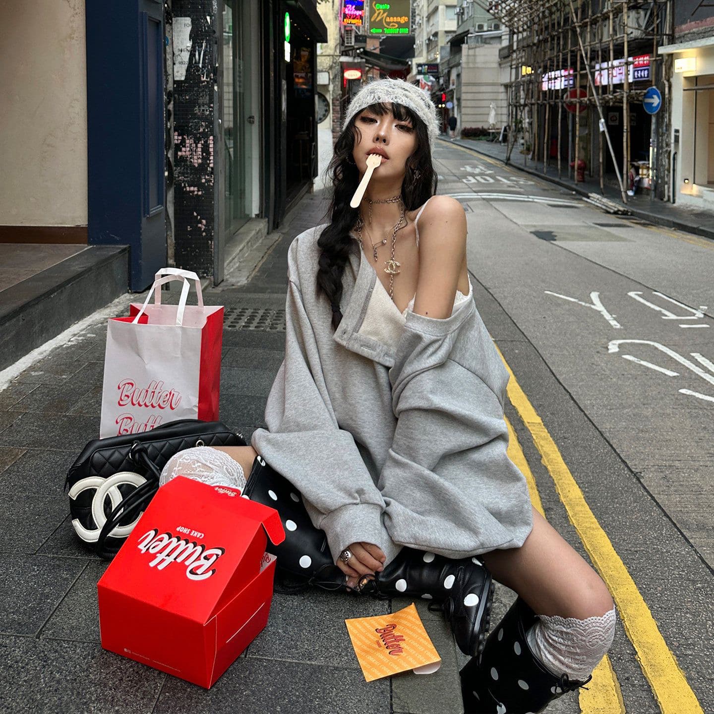 안개 모두 팬 추적 회색 비스듬한 어깨 후드티 여성 얇은 스타일 봄 루즈핏 느긋한 바람 긴팔 맨위 이미지 3