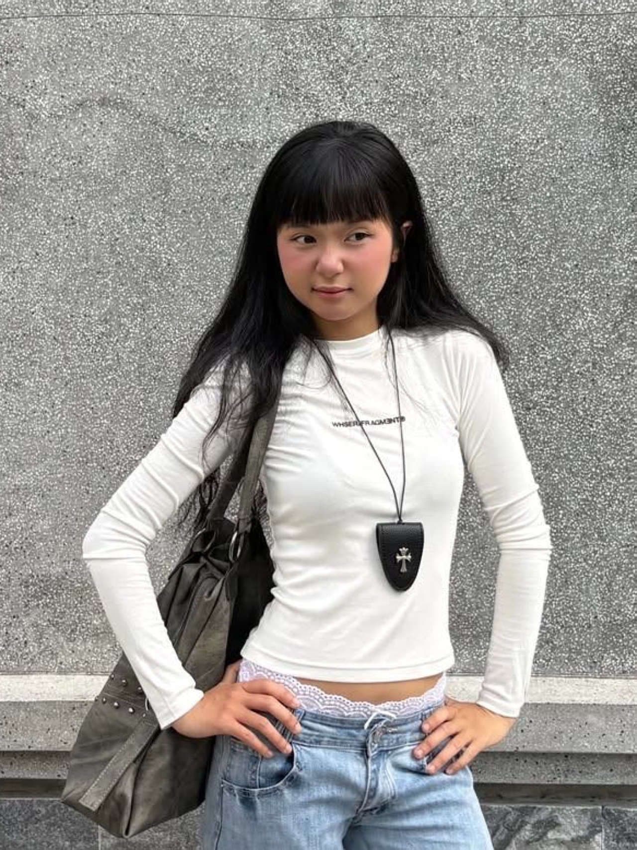 1 1 순면 패키지 칼라 긴팔 티셔츠 새로운 가을 몸매 가꾸기 기본 셔츠 디자인 센스 작은 대중 쇼트 스타일 핫걸 맨위 상세 이미지 2