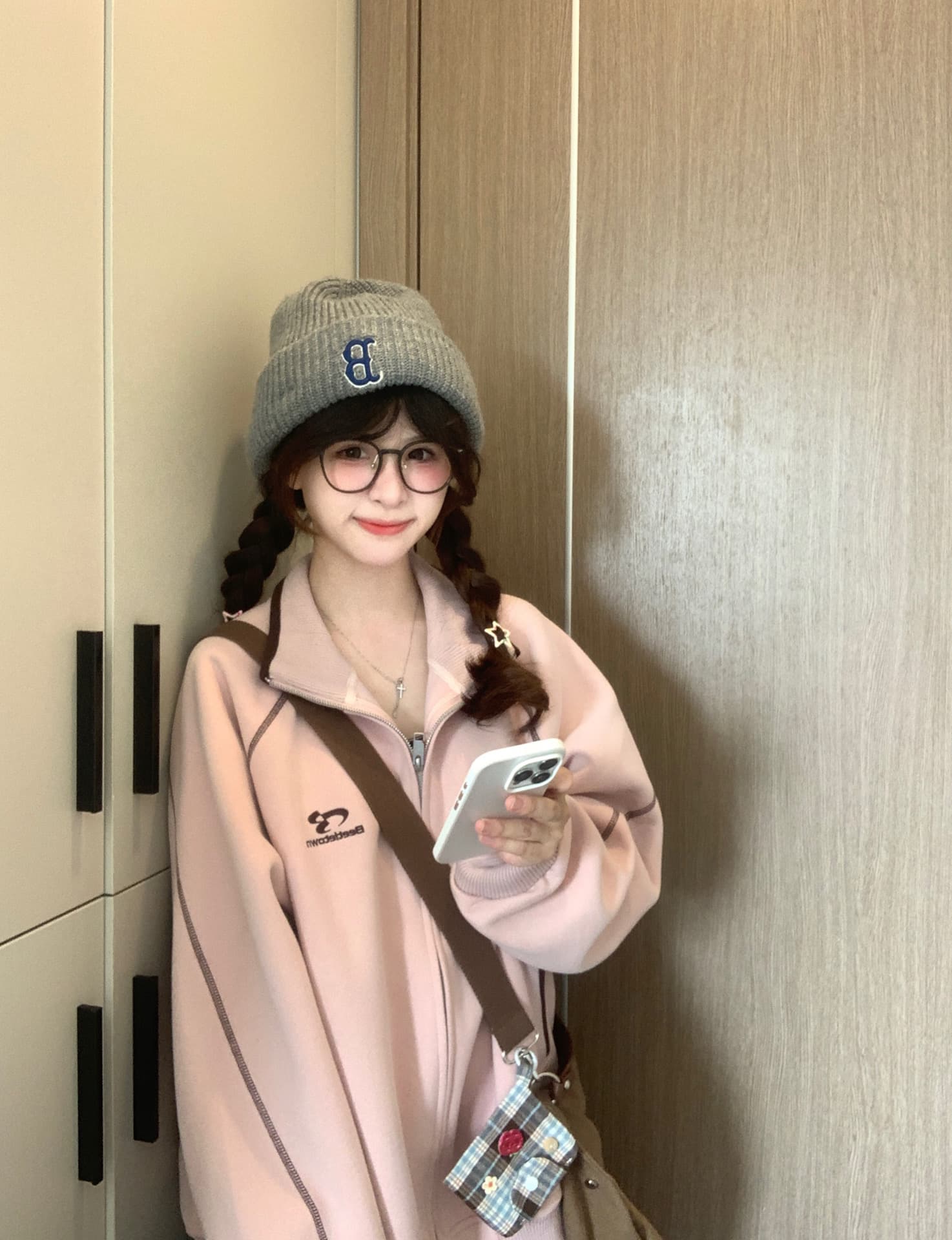 얇은 스타일 털이 있는 백금 지퍼 자수 명중 인터넷 순수한 Mianhua 면 복합 후드티 이미지 2