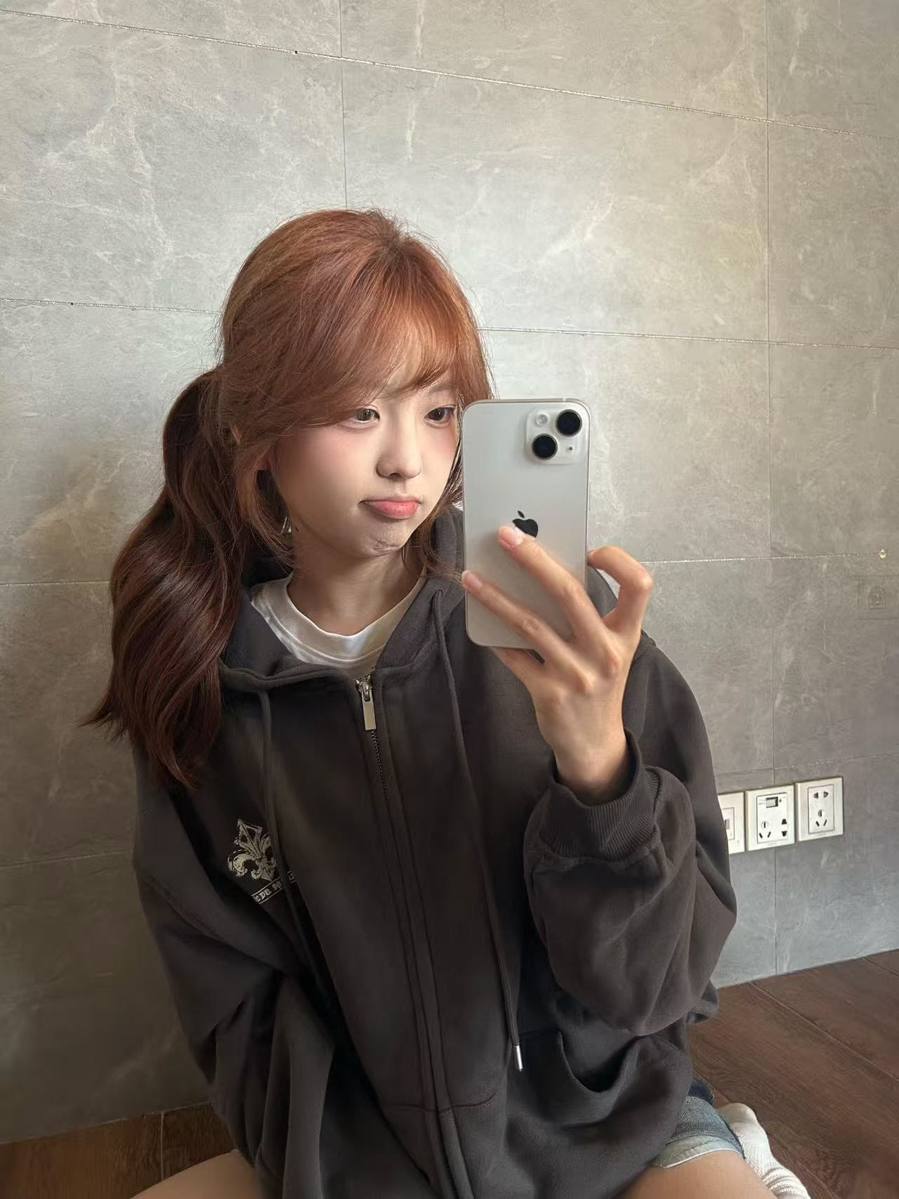 광저우 순수한 Mianhua 면 복합 얇은 스타일 털이 있는 전후 프린트 루즈핏 후드티 이미지 2
