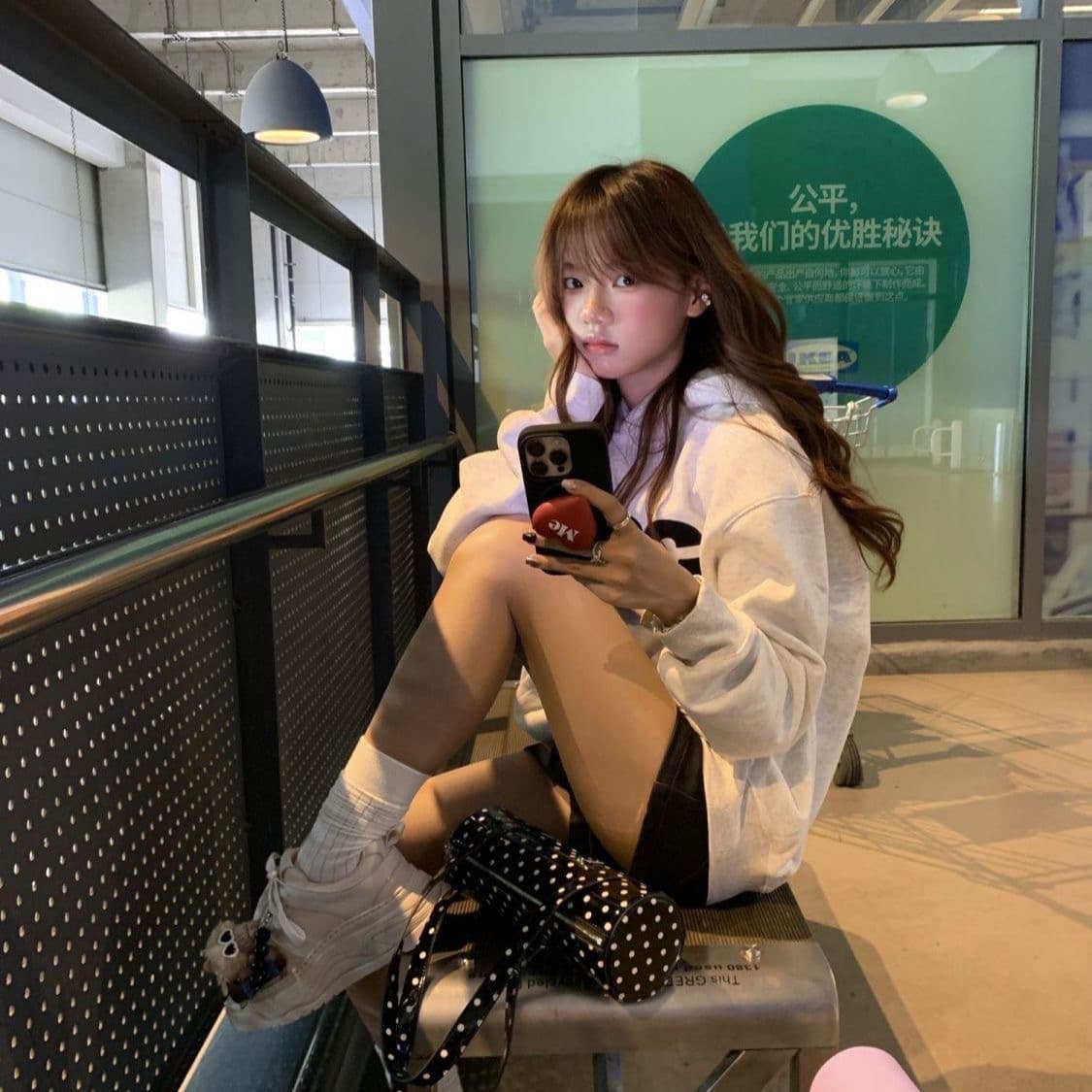 후아 면 복합 없음 모자 로프 있음 주머니 후드 티 스웨터 여성 얇은 스타일 털이 있는 상세 이미지 1