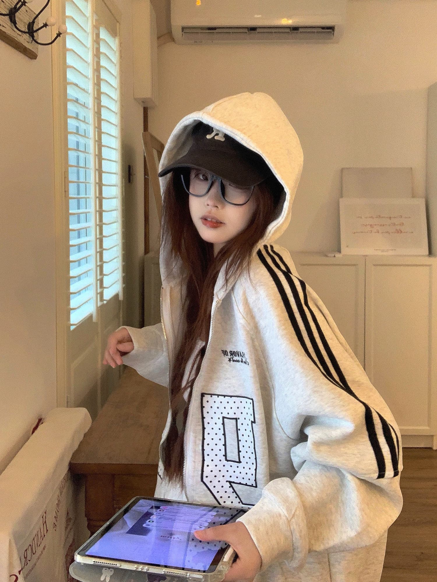 얇은 스타일 백금 지퍼 소매 구멍 압력 라인 자수 이후 패키지 칼라 순수한 Mianhua 면 복합 후드티 이미지 2