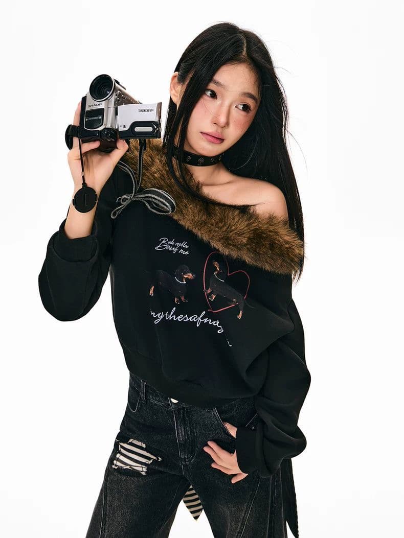 아메리칸 핫걸 강아지 프린트 비스듬한 칼라 오프숄더 후드티 여성 가을 새로운 디자인 센스 털 모피 칼라 쇼트 스타일 맨위 트렌디