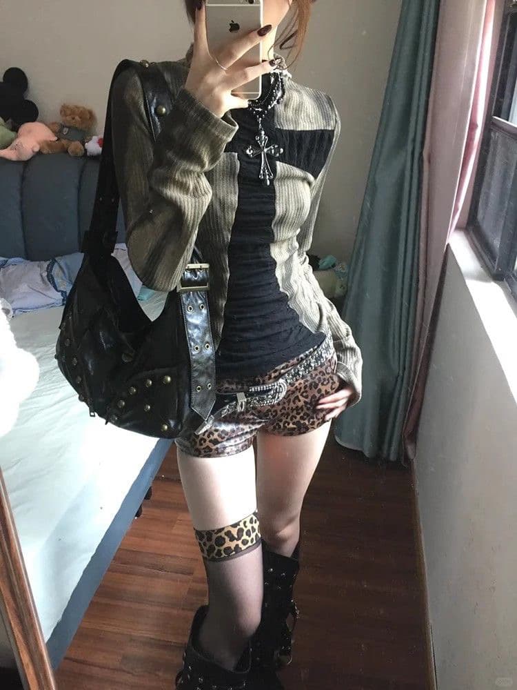 아메리칸 레트로 핫걸 십자가 패치워크 긴팔 티셔츠 여성 가을 디자인 센스 몸매 가꾸기 터틀넥 기본 셔츠 맨위 상세 이미지 2
