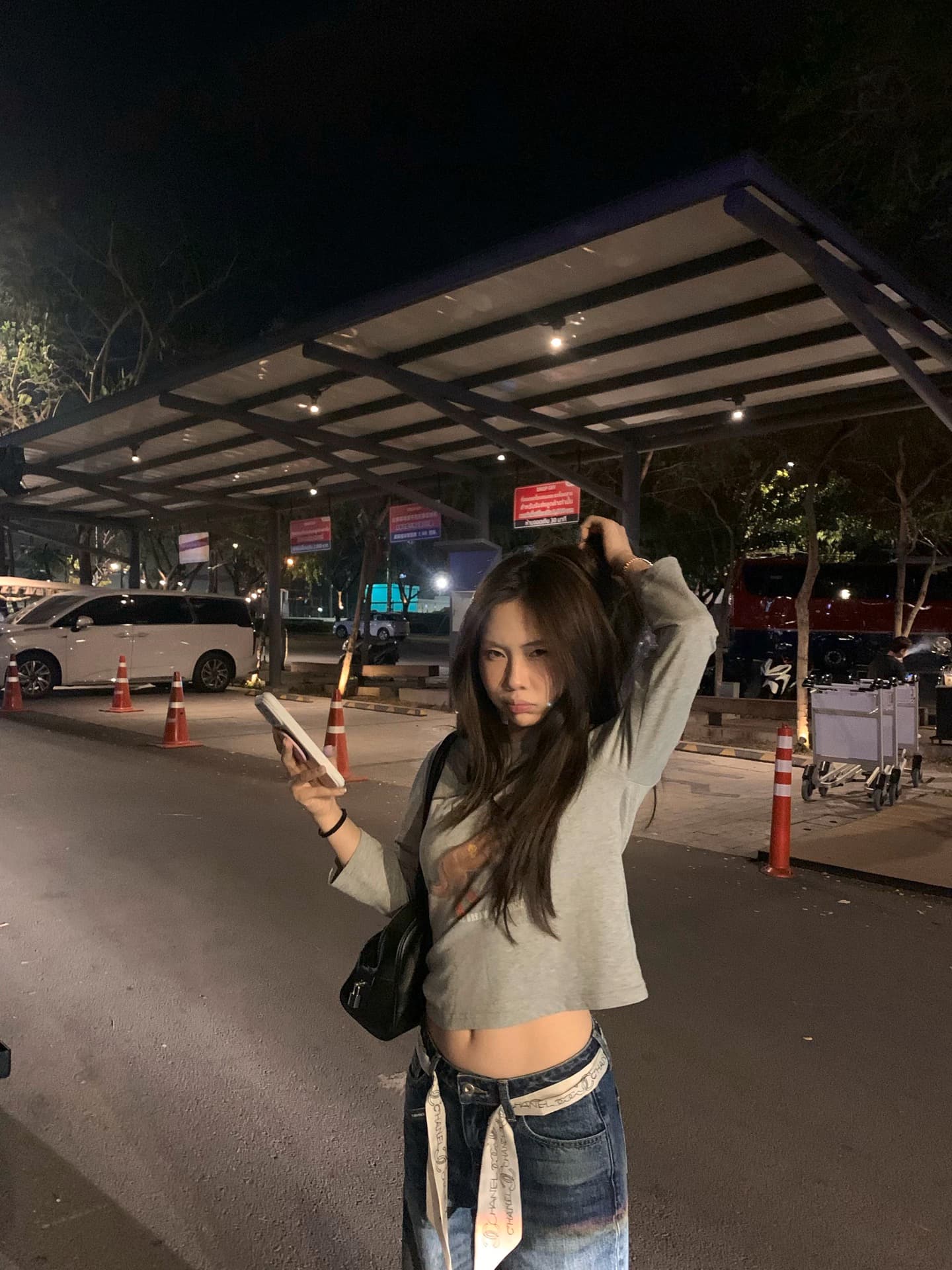 봄날 작은 말 기초 다용도 라운드 넥 작은 말 프린트 긴팔 티셔츠 상세 이미지 2