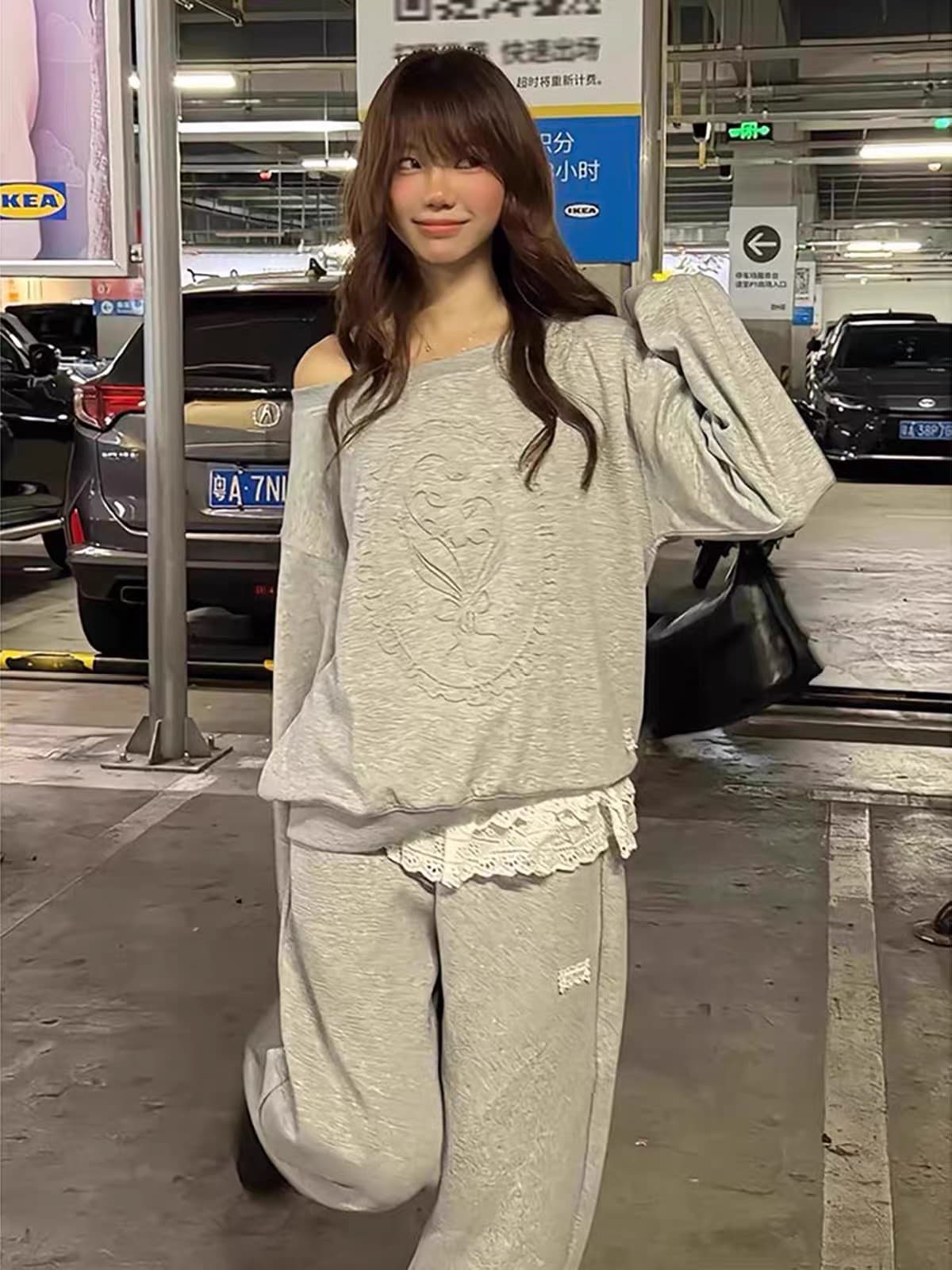 좋은 품질 원본 솜씨 강철 인쇄 순수한 Mianhua 면 복합 비스듬한 어깨 라운드 넥 후드티 상세 이미지 3