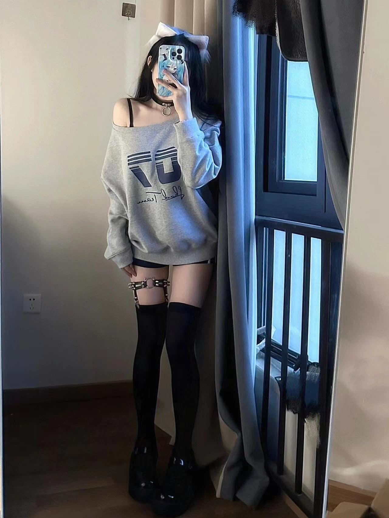 가을 겨울철 아메리칸 레트로 핫걸 비스듬한 어깨 프린트 루즈핏 프린트 후드티 상세 이미지 5
