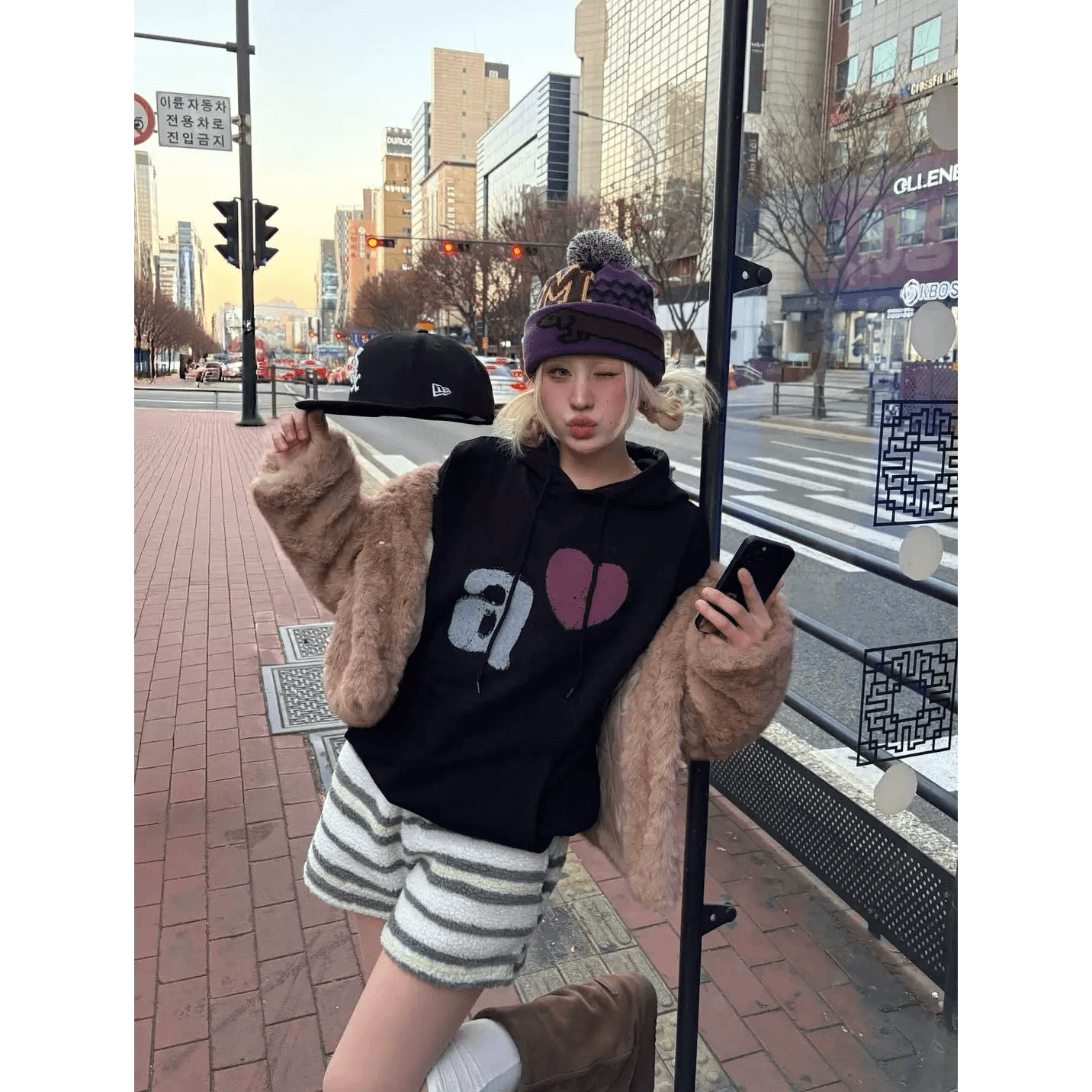 후아 면 복합 있음 모자 로프 있음 주머니 후드 티 스웨터 여성 프린트 얇은 스타일 털이 있는 이미지 5