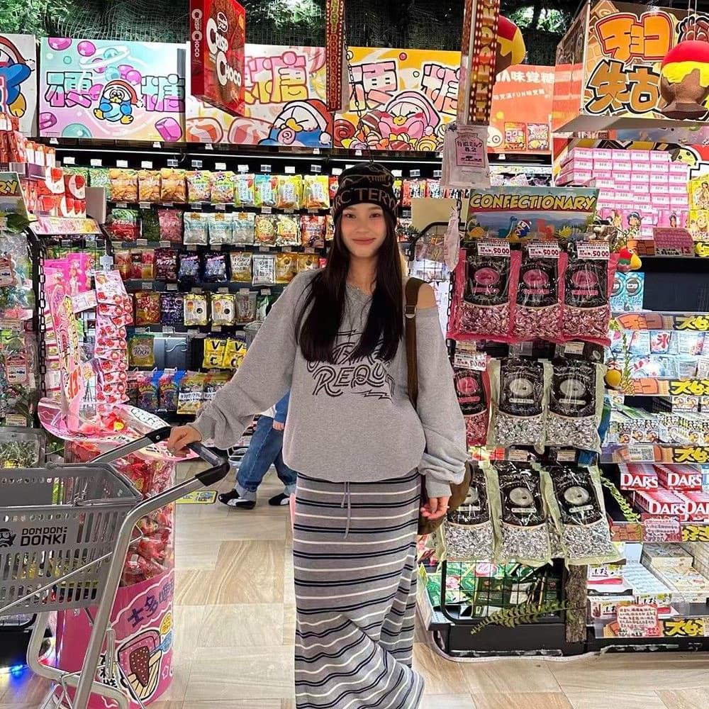아메리칸 레트로 핫걸 비스듬한 어깨 프린트 루즈핏 후드티 이미지 4