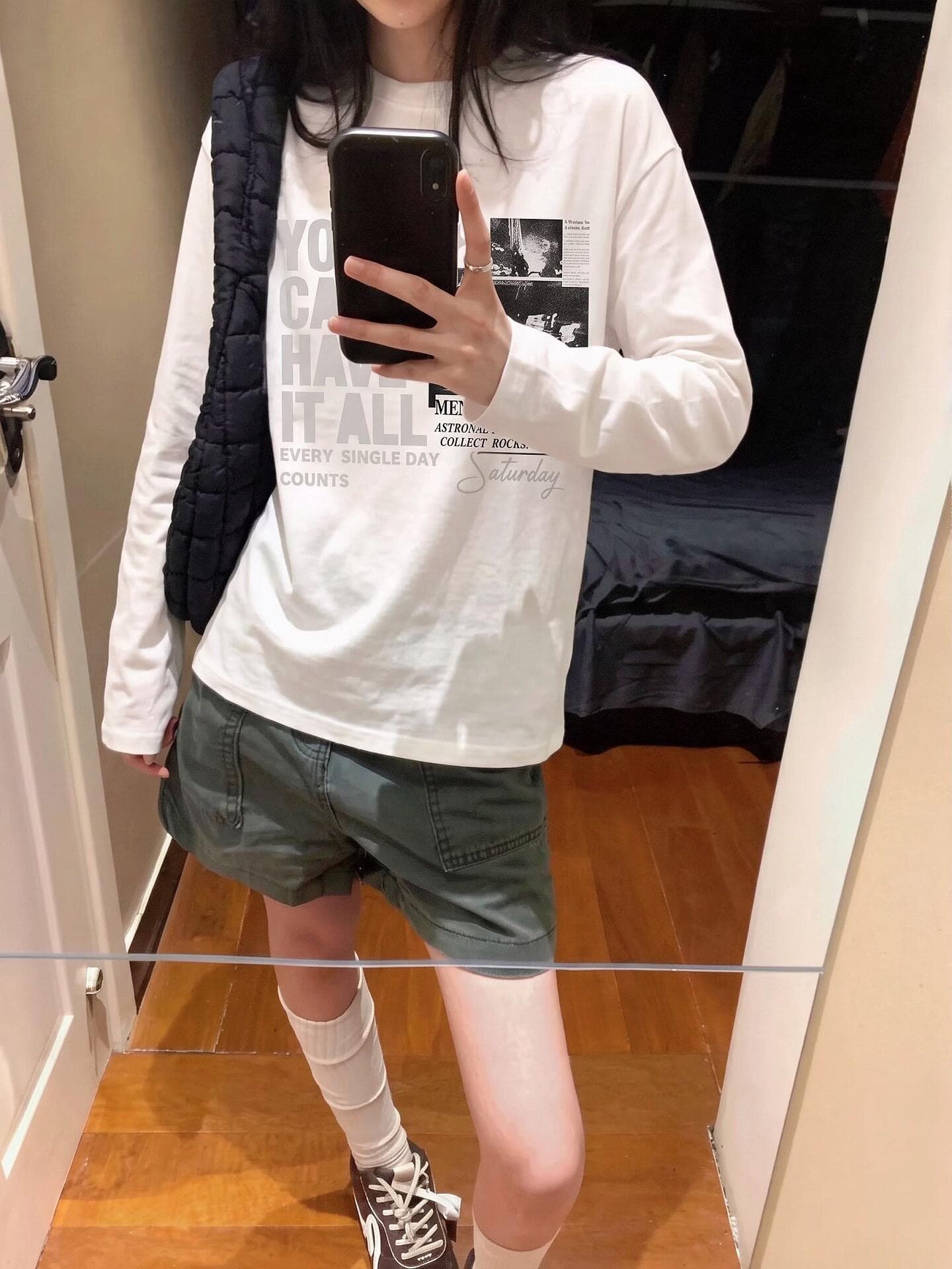 높은 품질 순면 200그램 21 빗질하다 정밀 프린트 가을 루즈핏 긴팔 티셔츠 여성 이미지 2